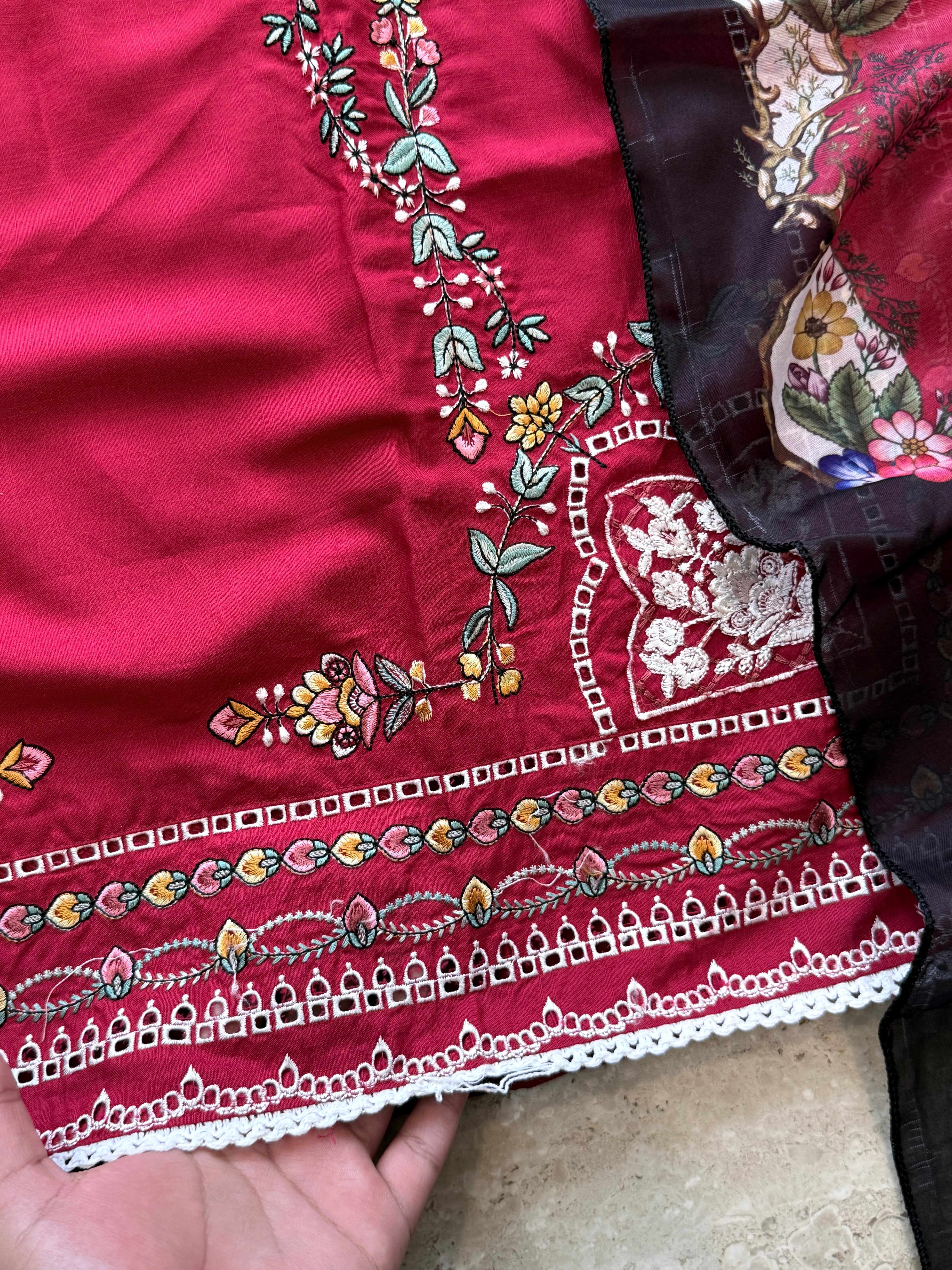 JUGNU LAWN EMBROIDERY SUIT 2