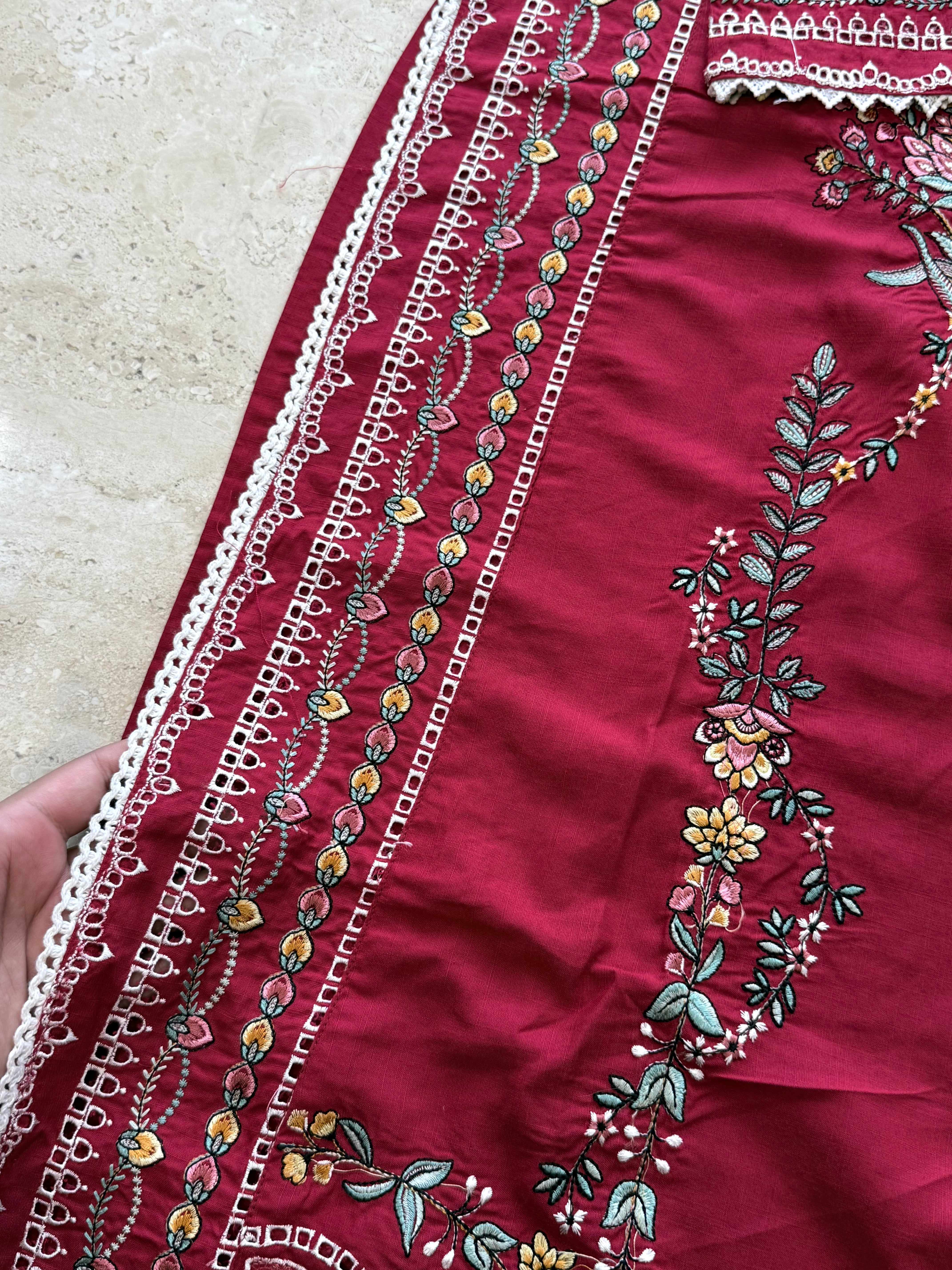 JUGNU LAWN EMBROIDERY SUIT 2