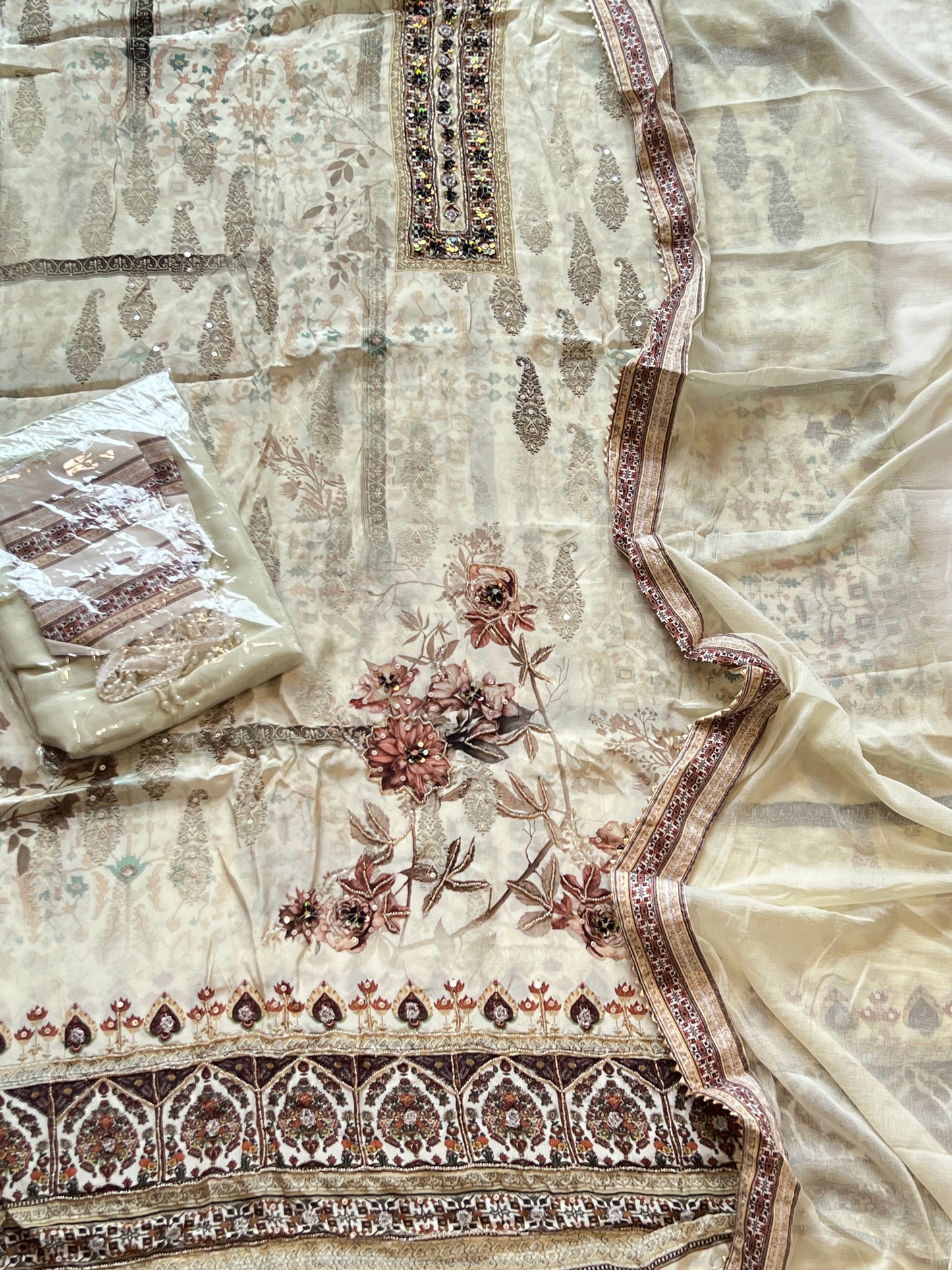 NAZAKAT CREPE EMBROIDERY SUIT 1