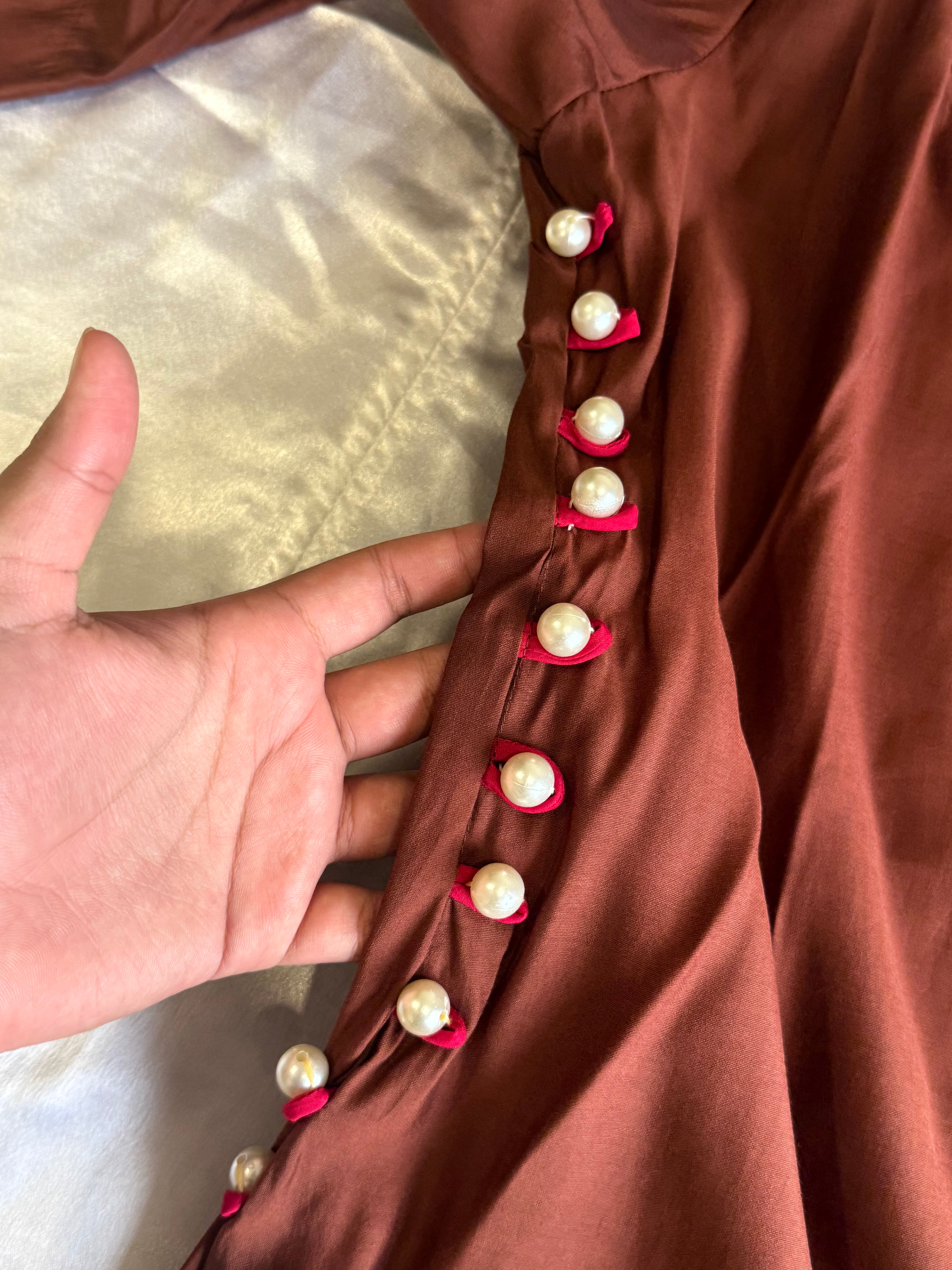 MOTI FARSHI SHALWAR SUIT Q