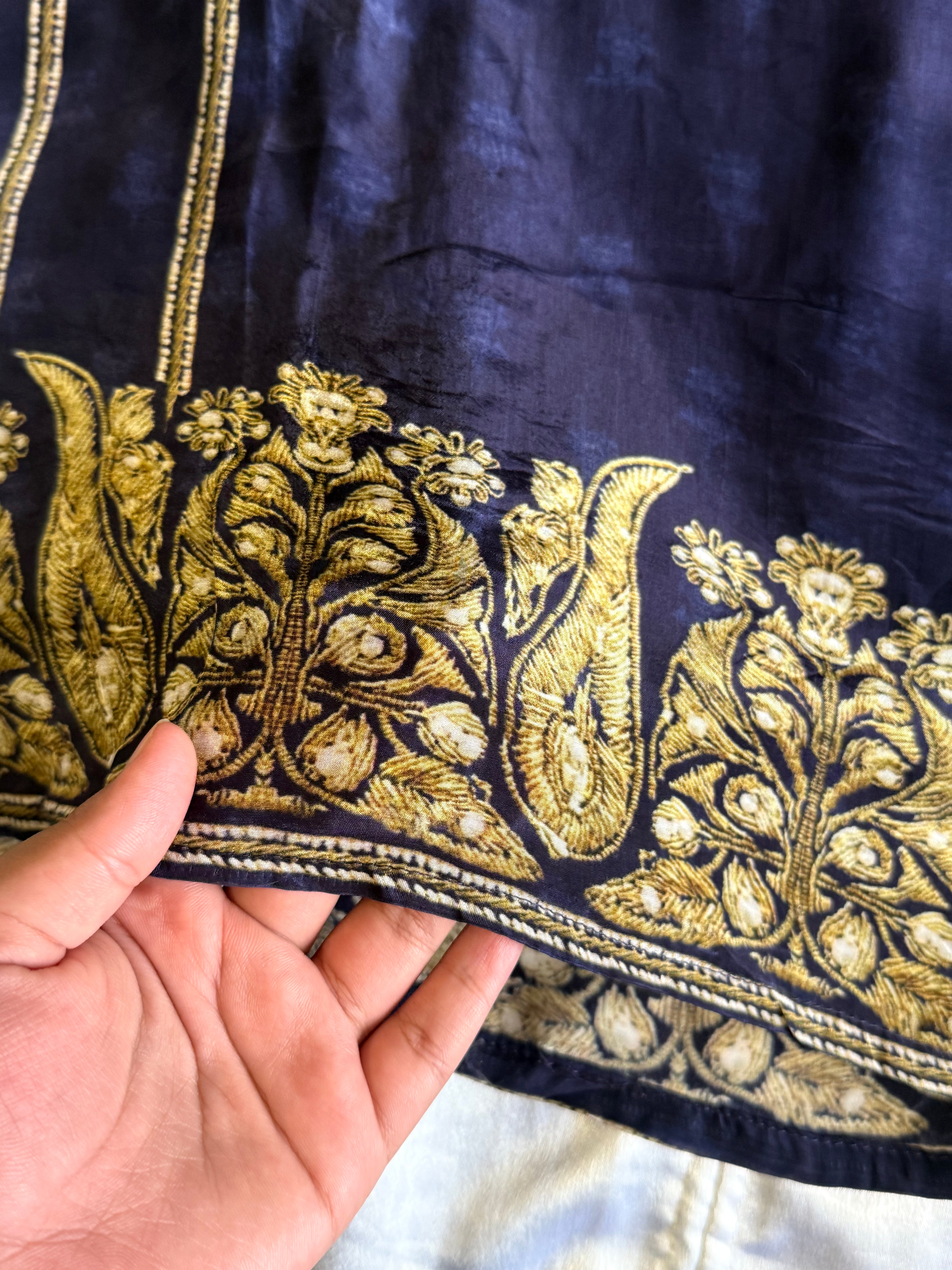 NAZAKAT CREPE READYMADE SUIT