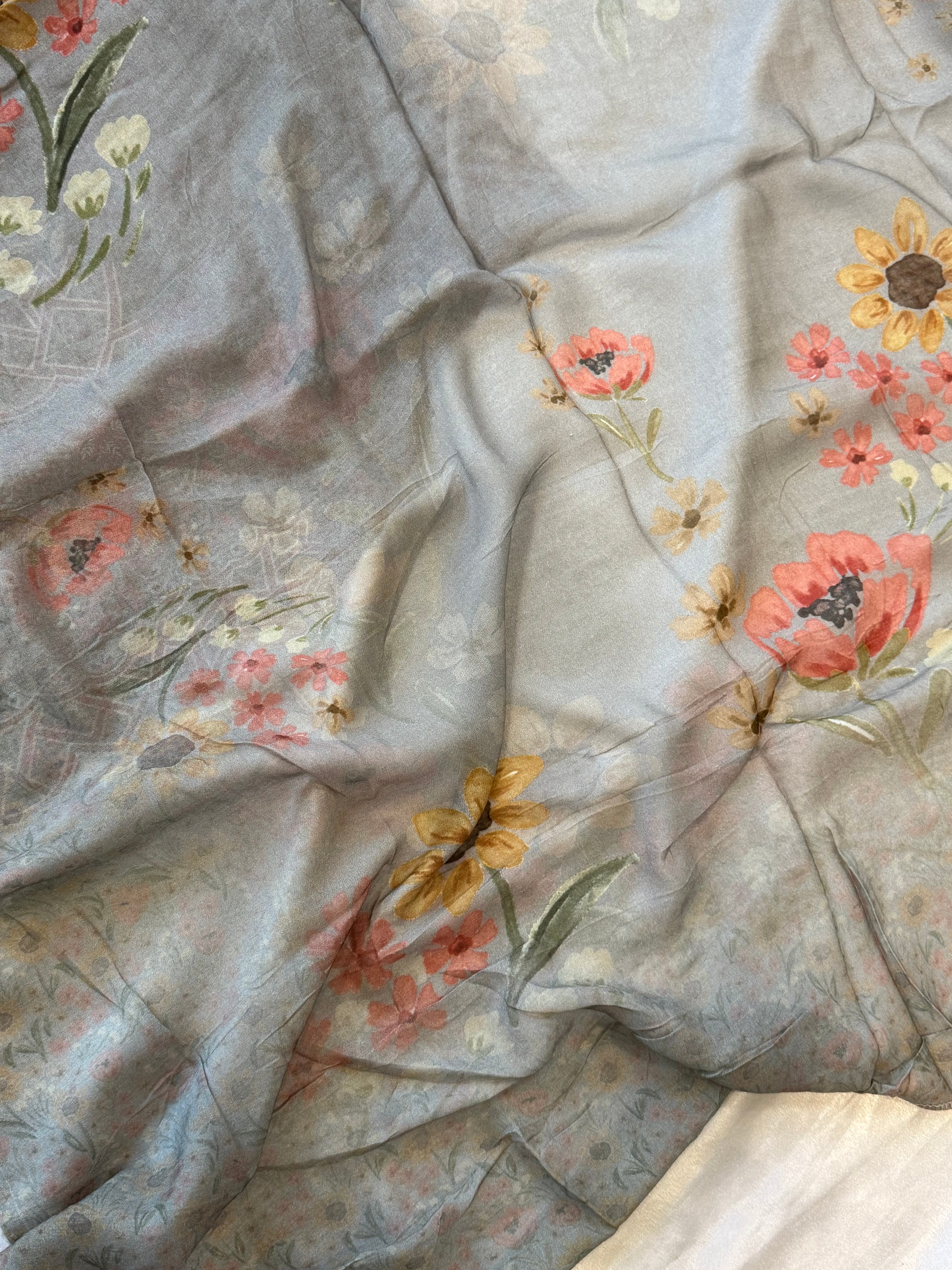 MAKHMAL PURE CREPE EMBROIDERY SUIT 2 Q