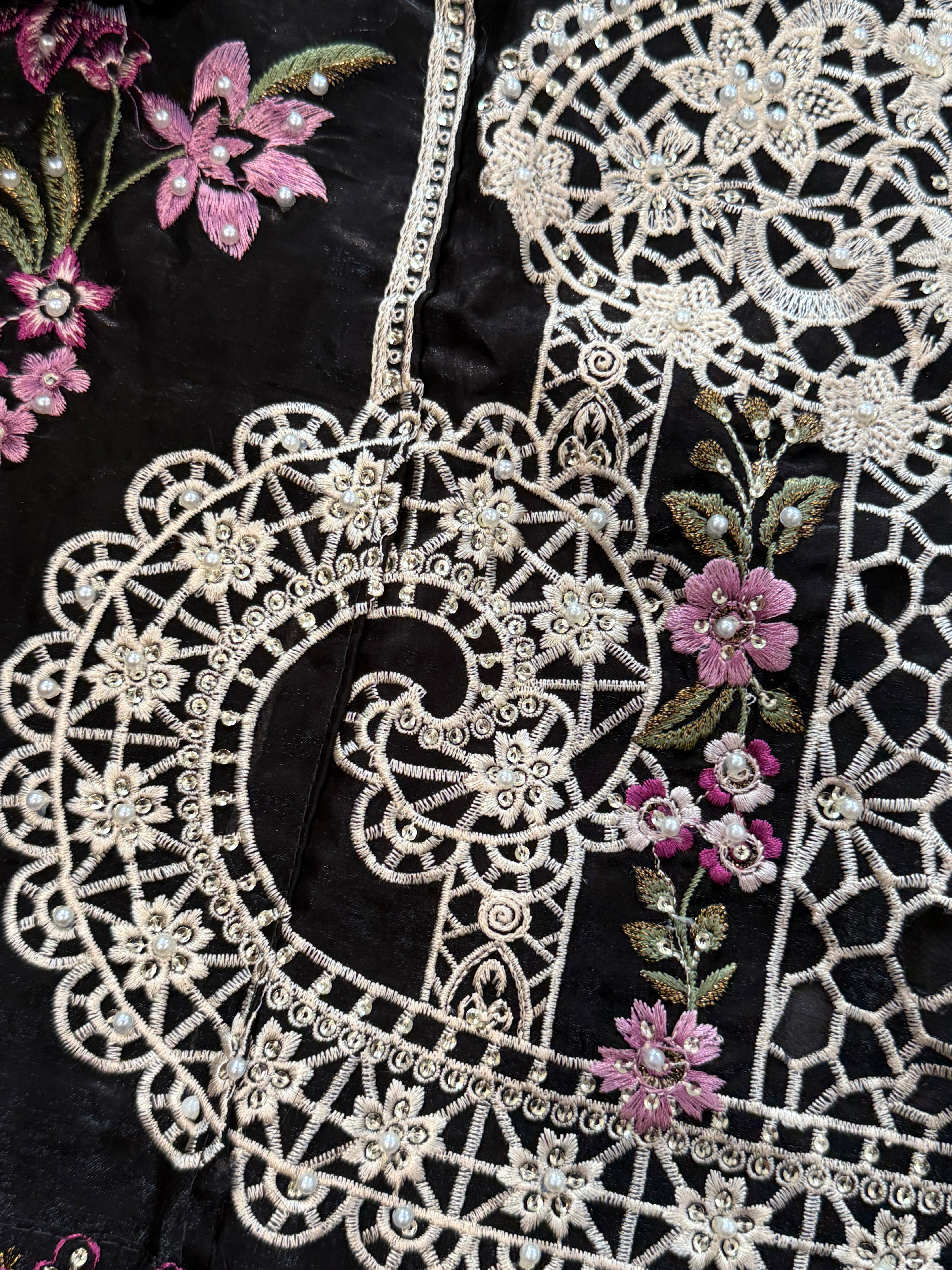 GLASS ORGANZA EMBROIDERY SUIT 5