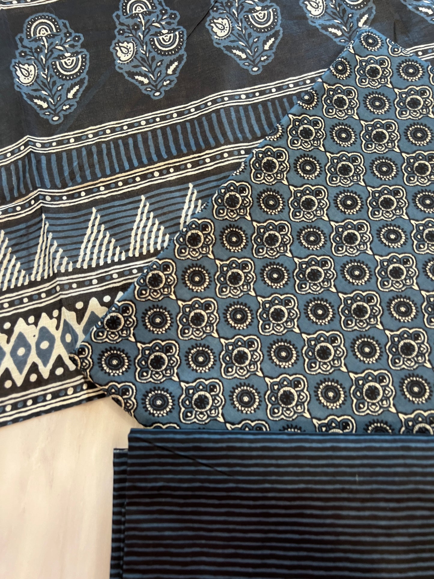 ALIZA PURE COTTON PRINTED SUIT 4