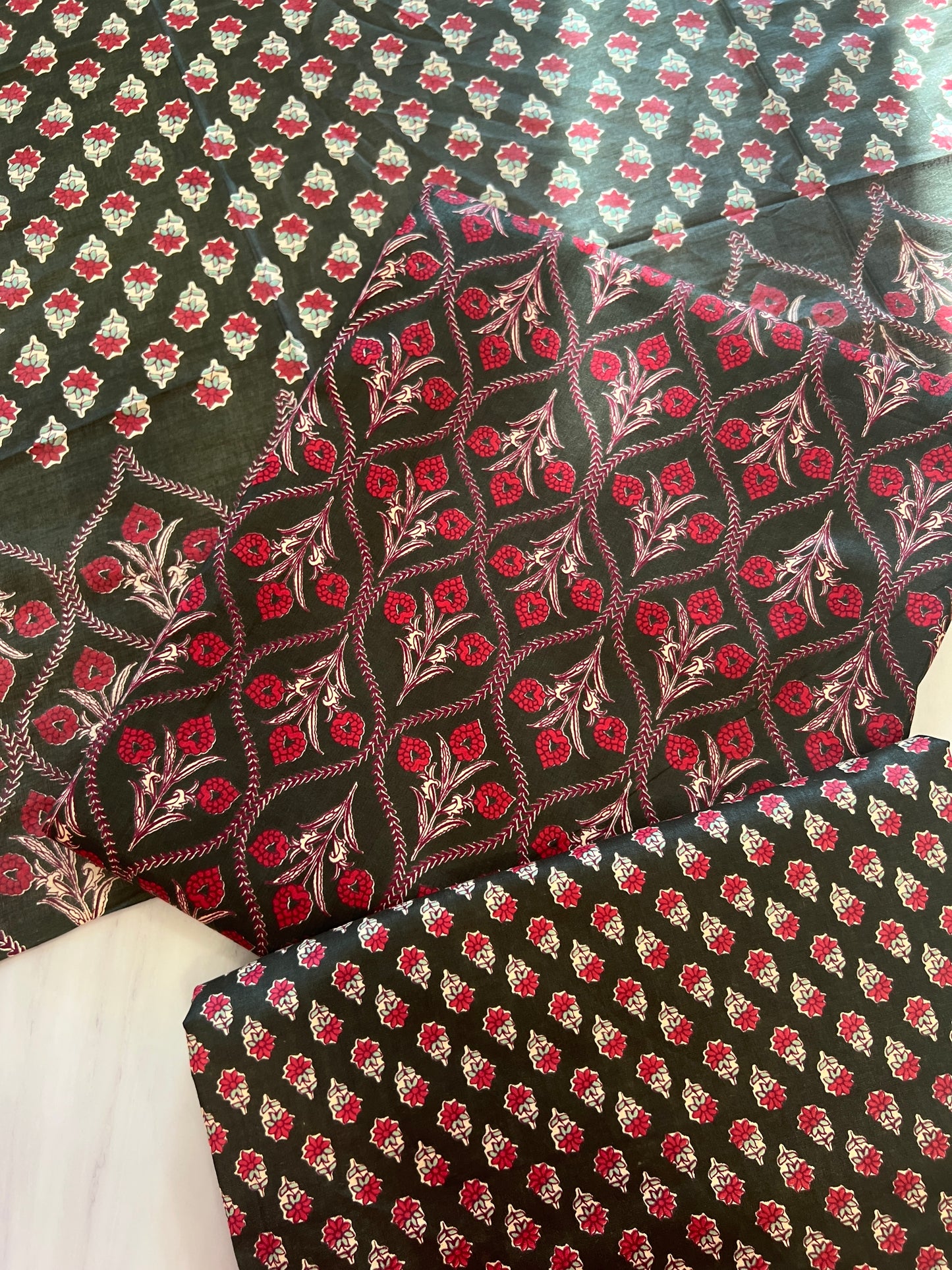 DT LAWN PRINTED SUIT 6