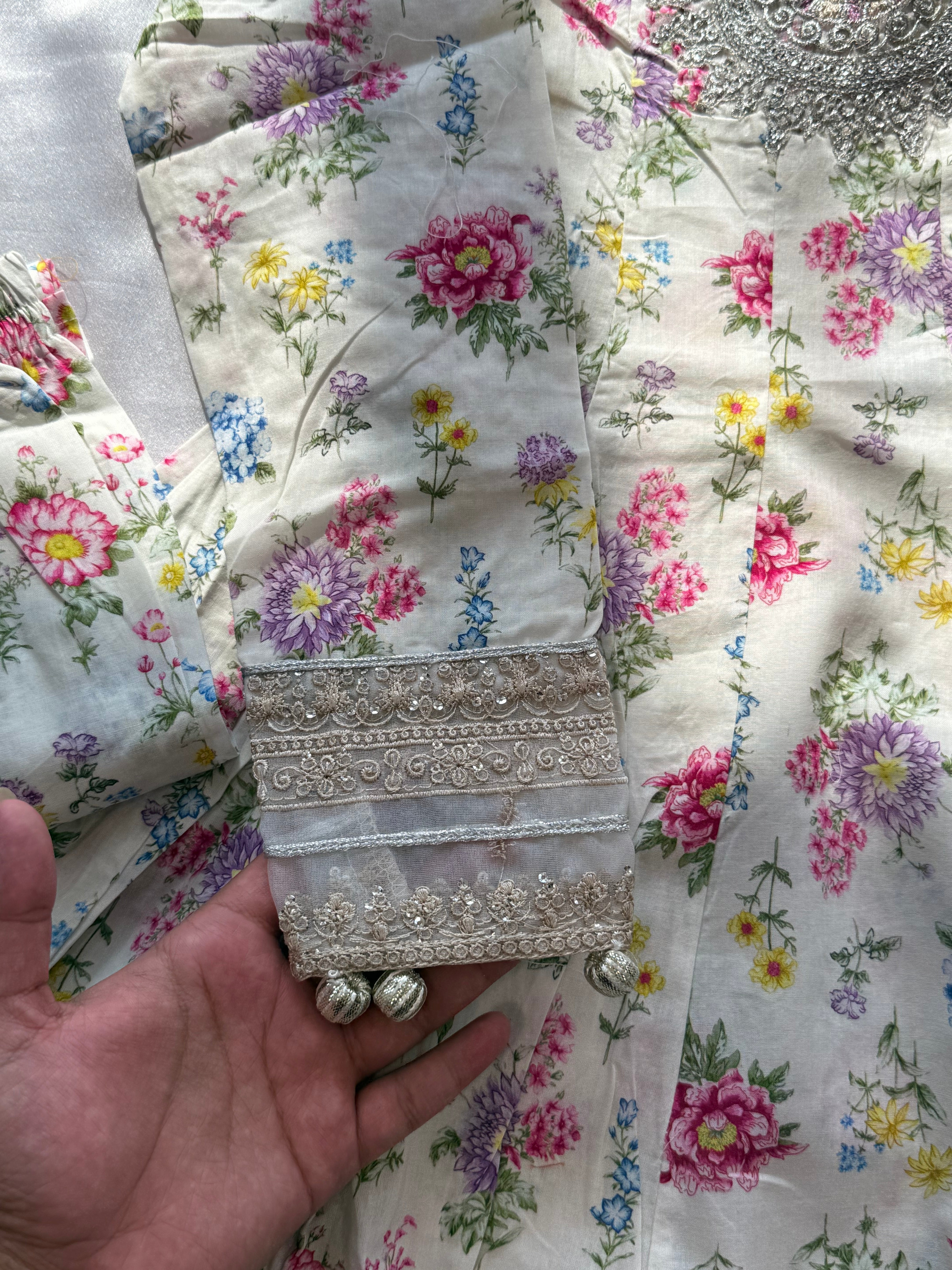 PARI KIDS COLLECTION 62 Q