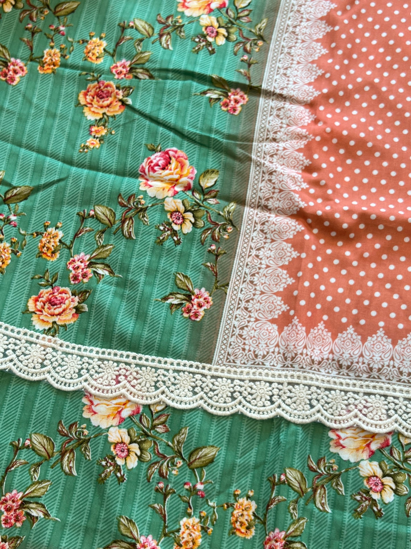 MUGHAL LAWN COTTON EMBROIDERY SUIT 4