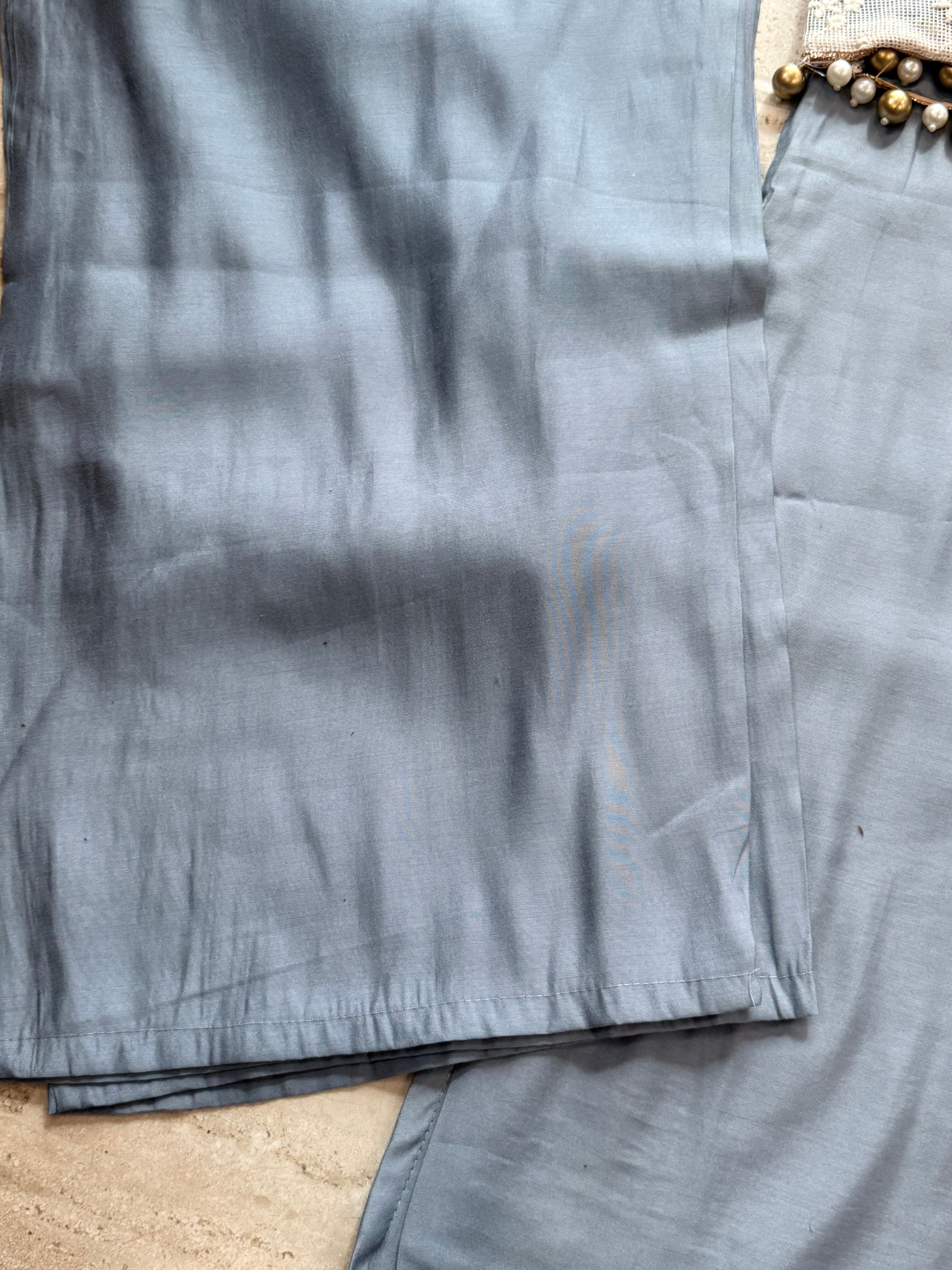 GREY MUSLIN LONG KAFTAN SUIT