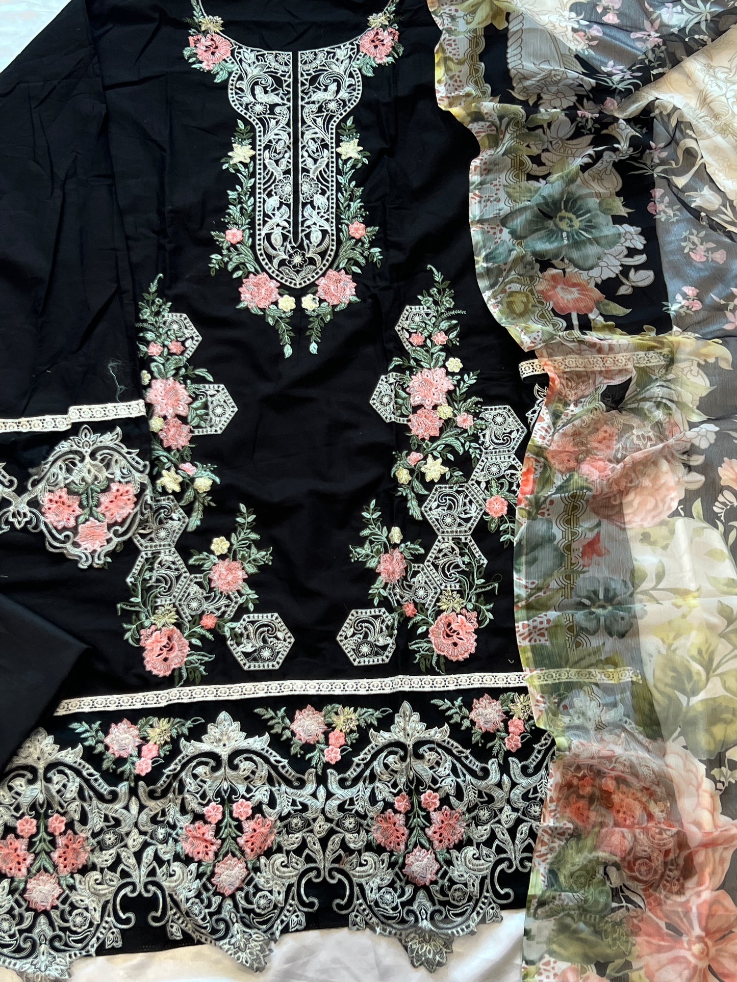 BLACK HANIA LAWN COTTON EMBROIDERY SUIT