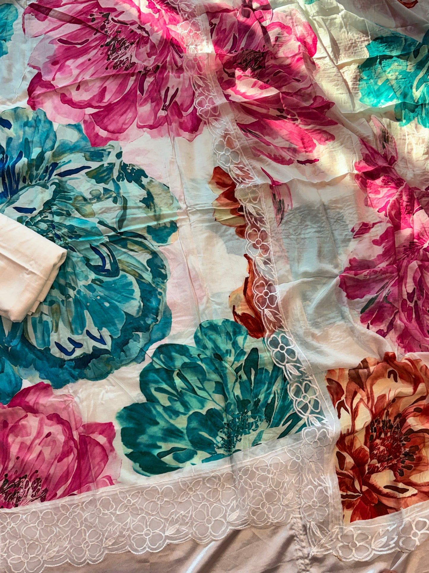 SHAHEEN PURE MSULIN SUIT 10