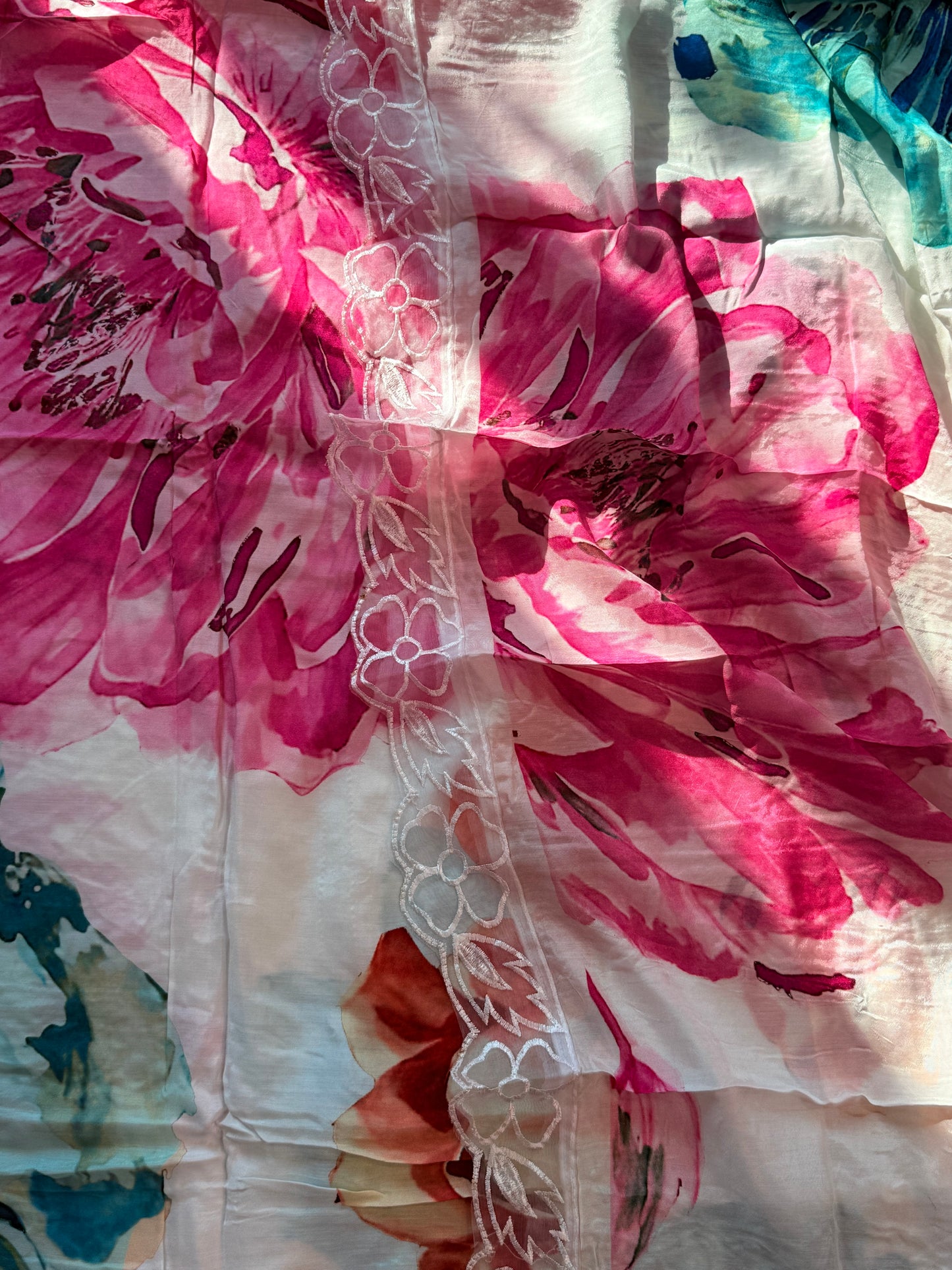 SHAHEEN PURE MSULIN SUIT 10