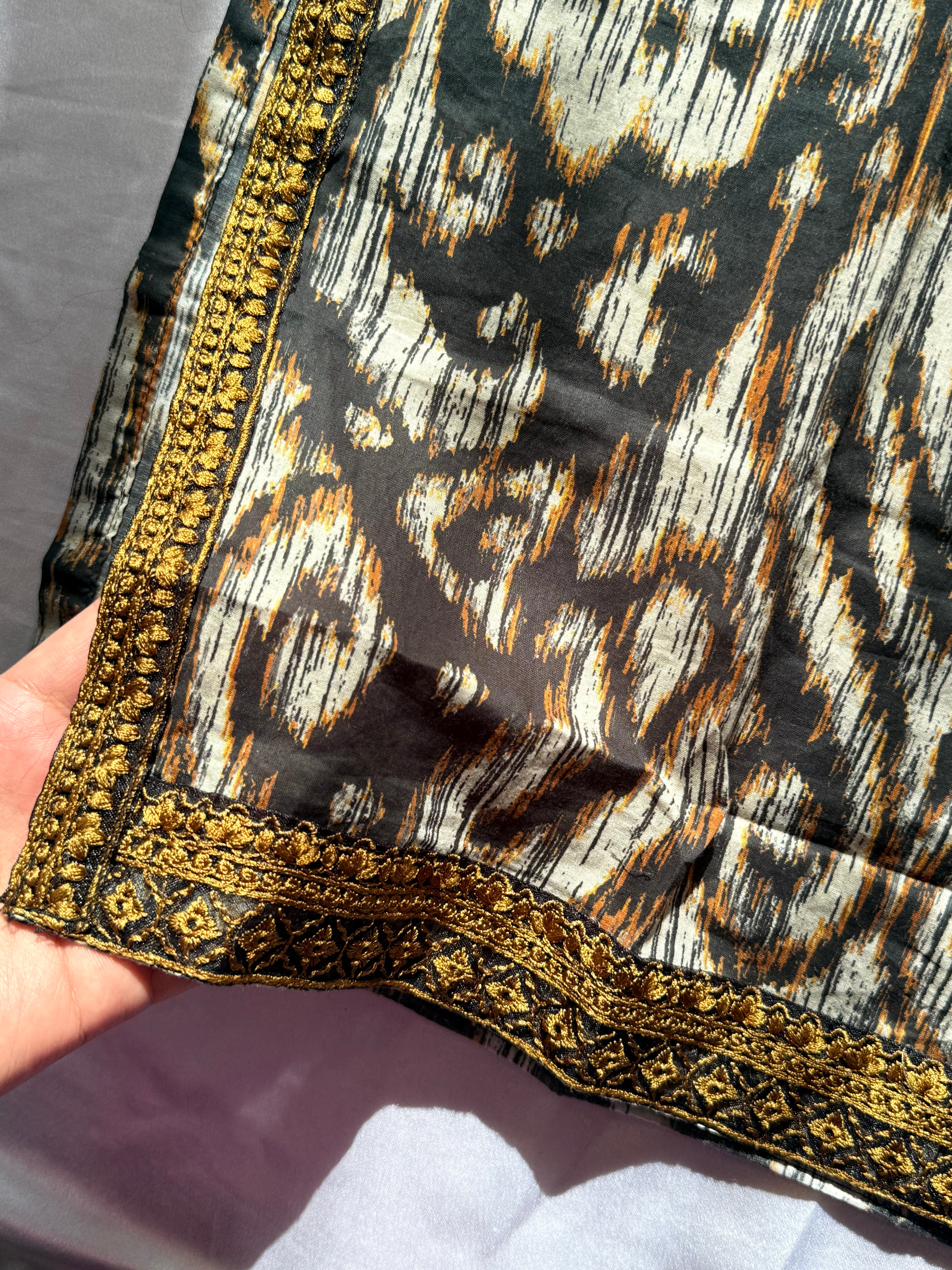 TIGER PRINT LAWN READYMADE SUIT 1 Q