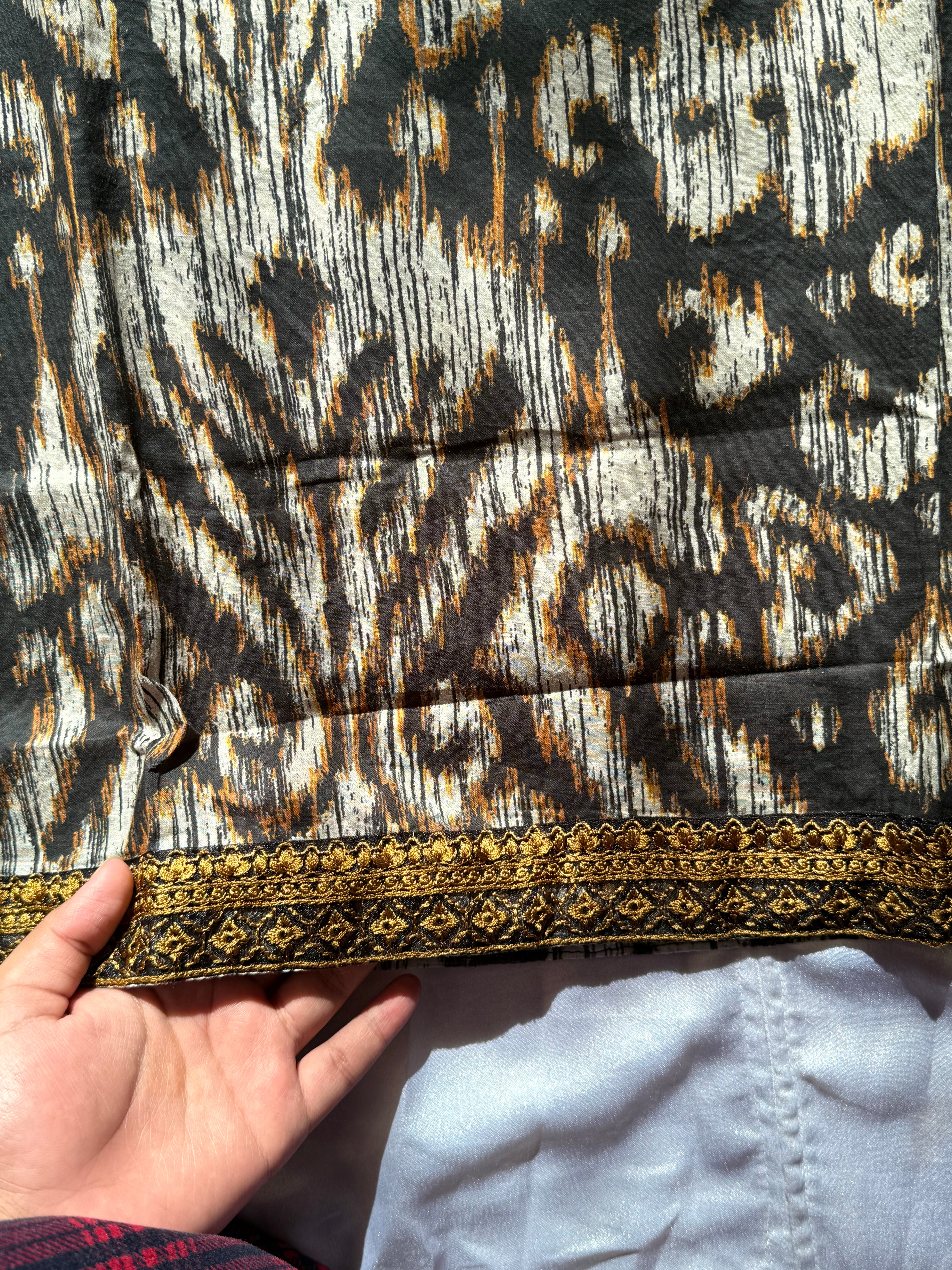 TIGER PRINT LAWN READYMADE SUIT 1 Q