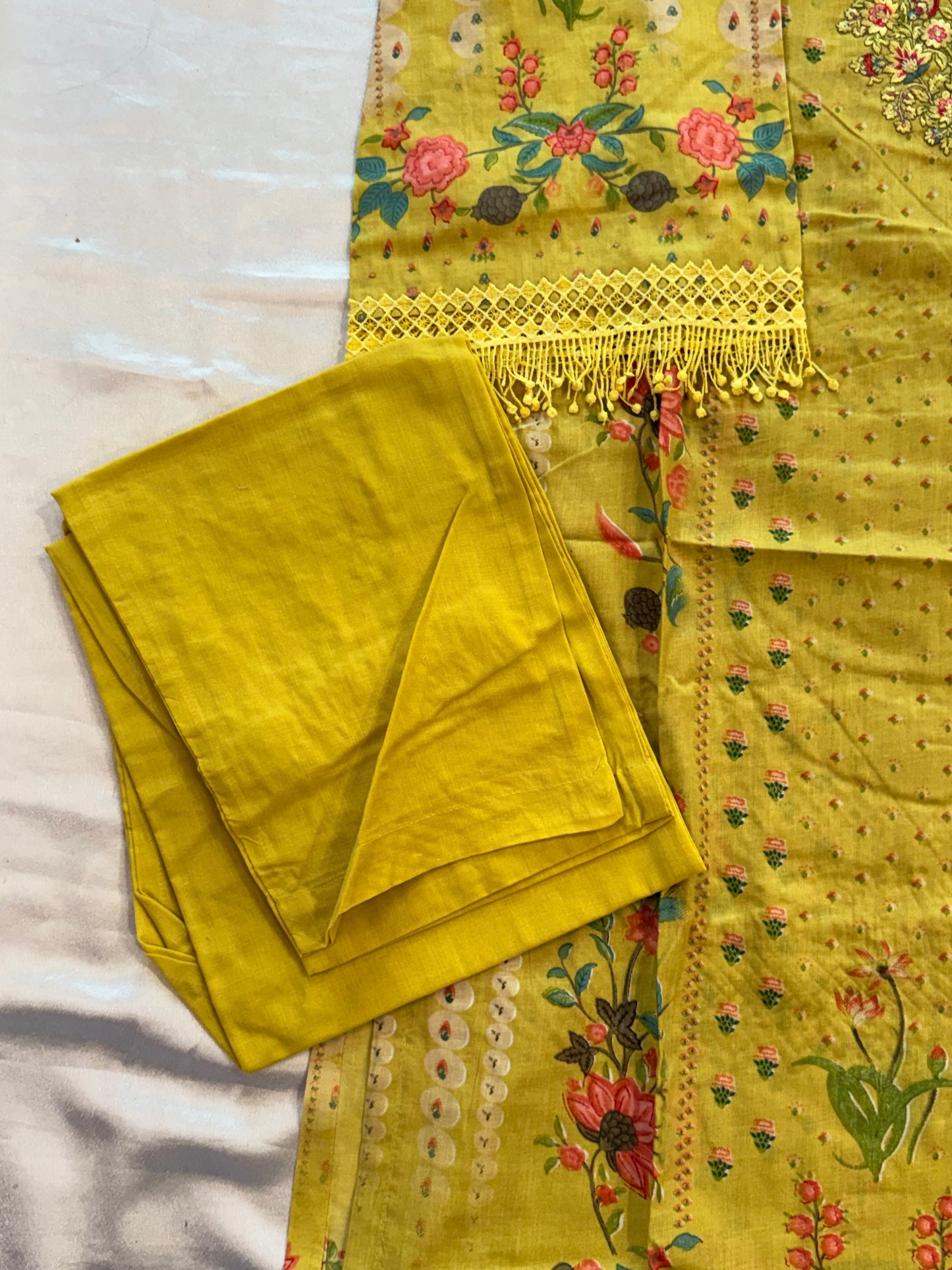 SAHIRA LAWN READYMADE SUIT 5