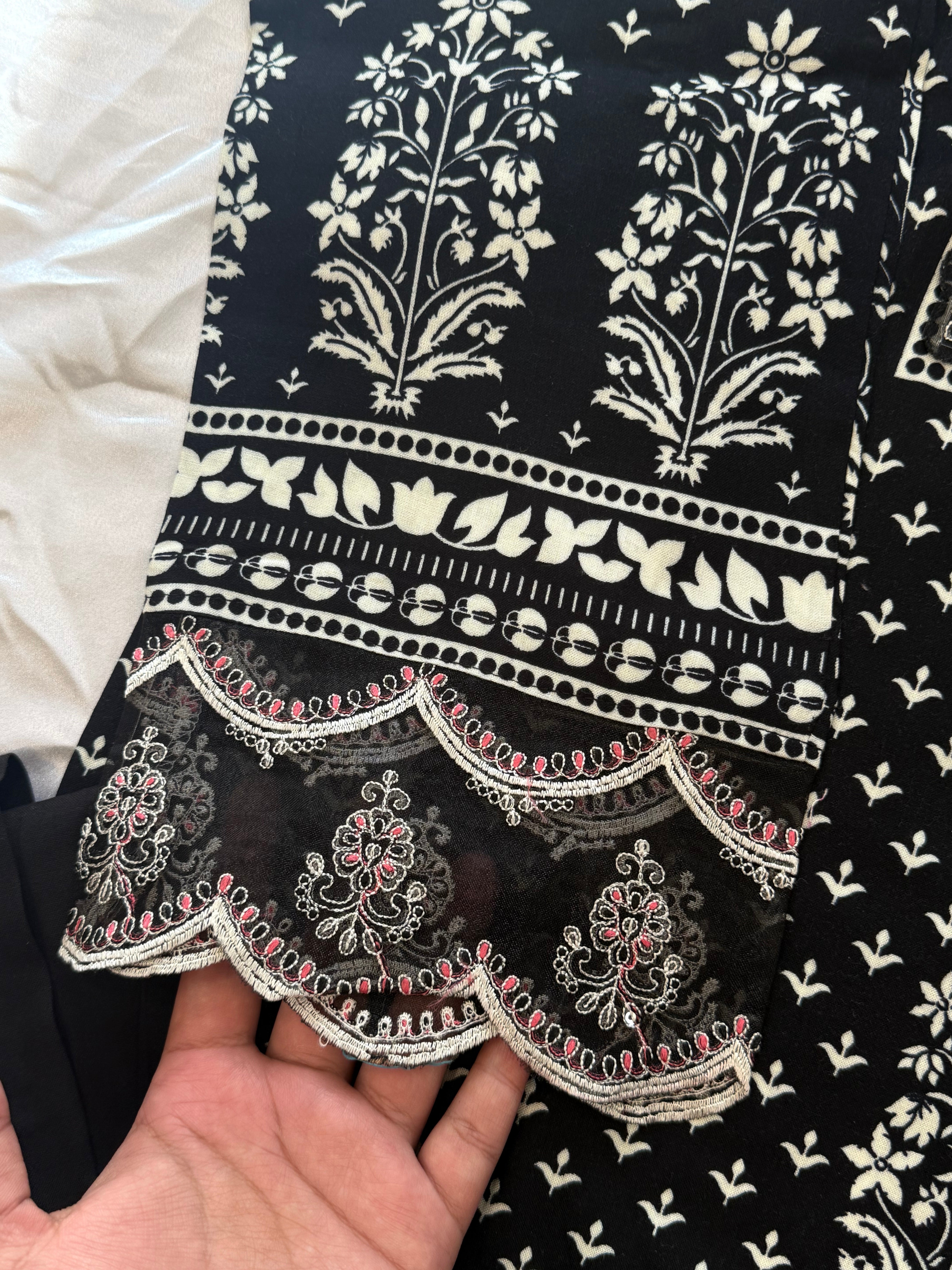 SYLHET LAWN READYMADE SUIT 1 Q