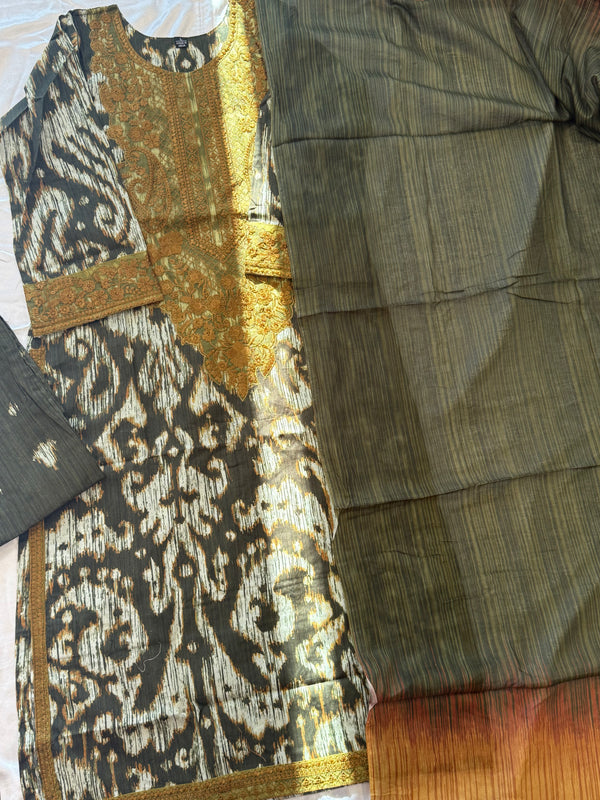 TIGER PRINT LAWN READYMADE SUIT 2 Q