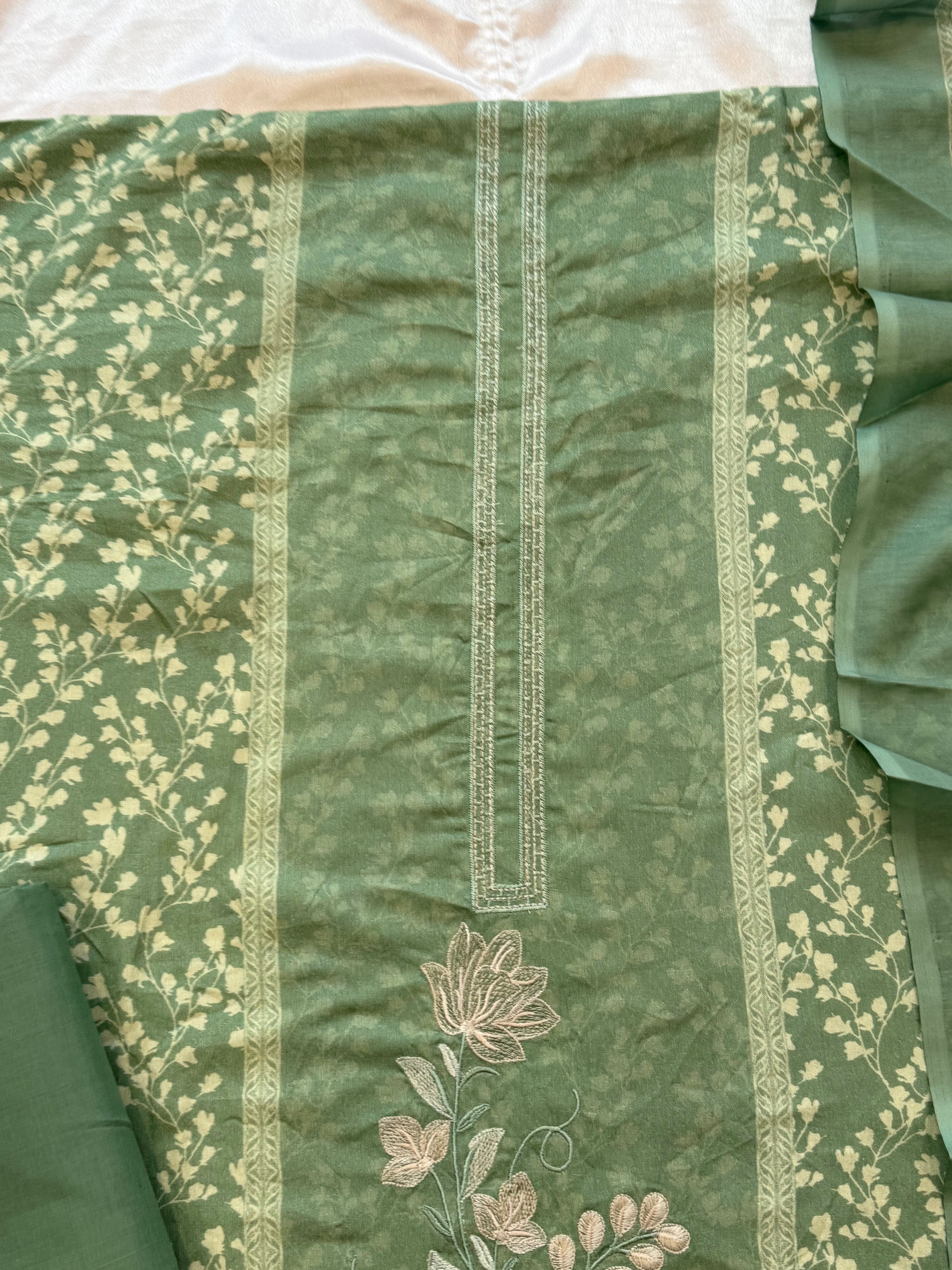 CASHMERE COTTON  EMBROIDERY SUIT 1 Q