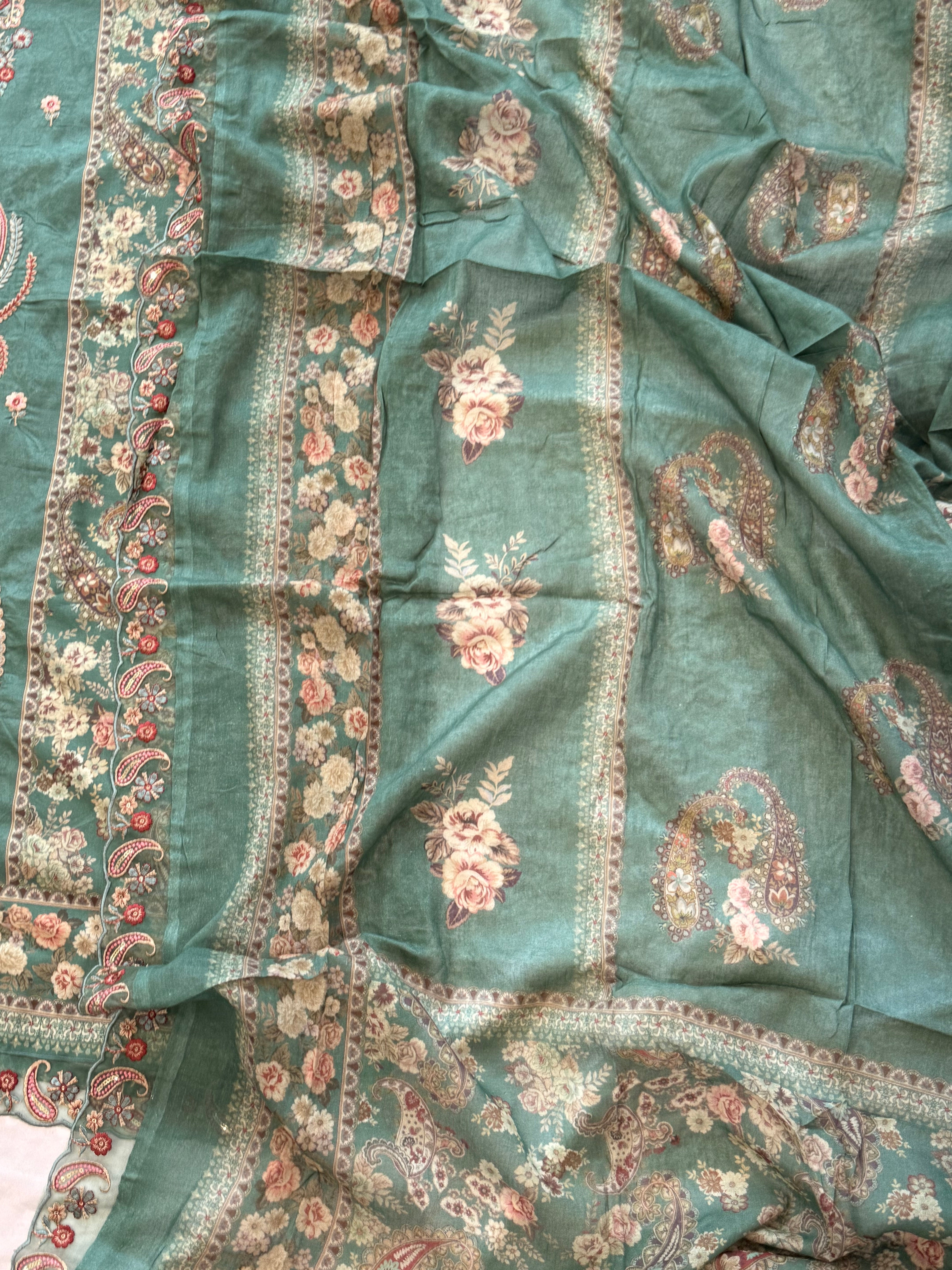ZAIRA LAWN EMBROIDERY SUIT 3Q