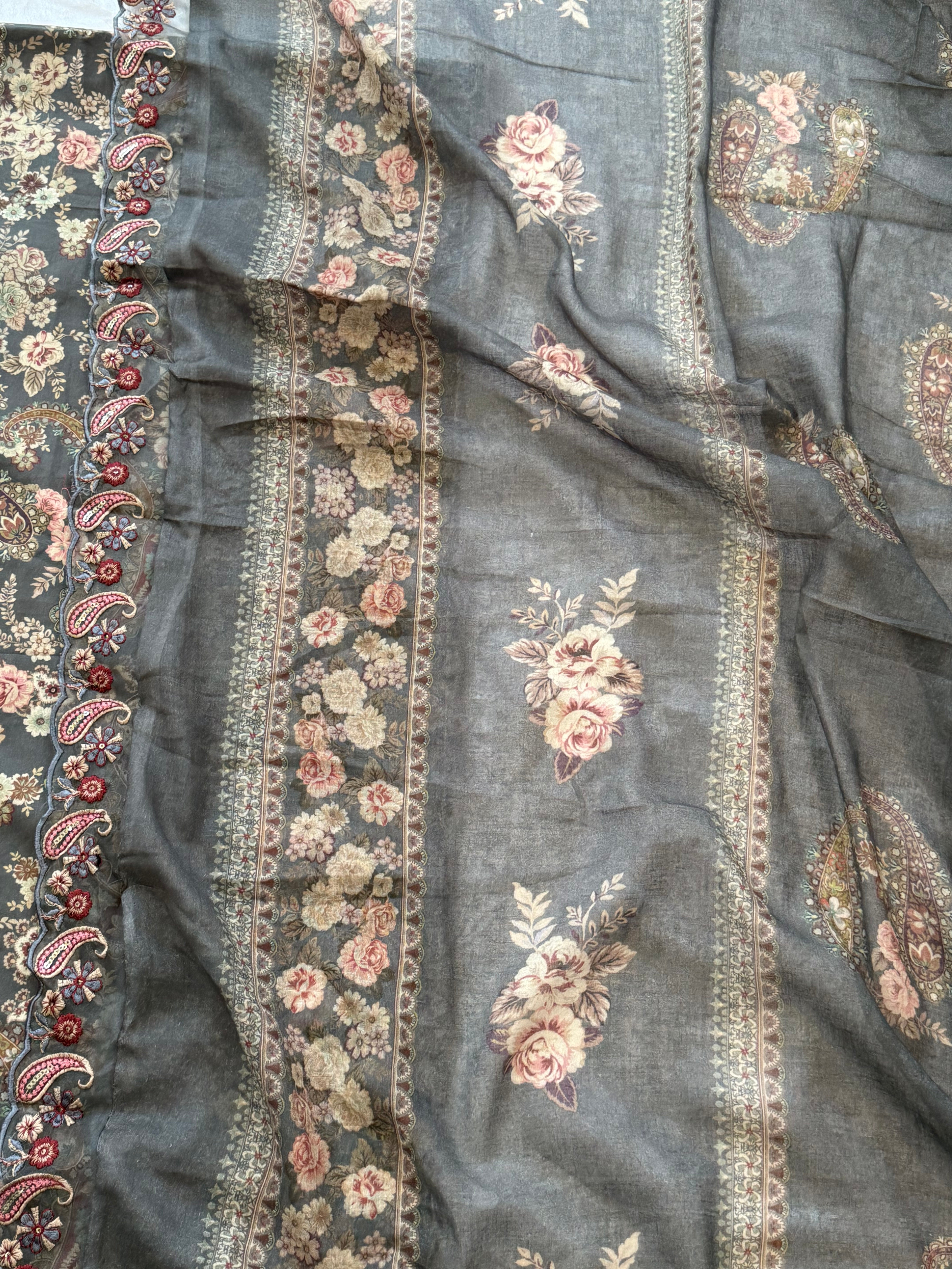 ZAIRA LAWN EMBROIDERY SUIT 1 Q