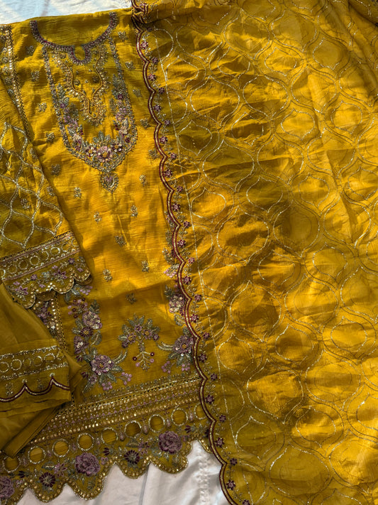 SHIMMAR EMBROIDERYSUIT