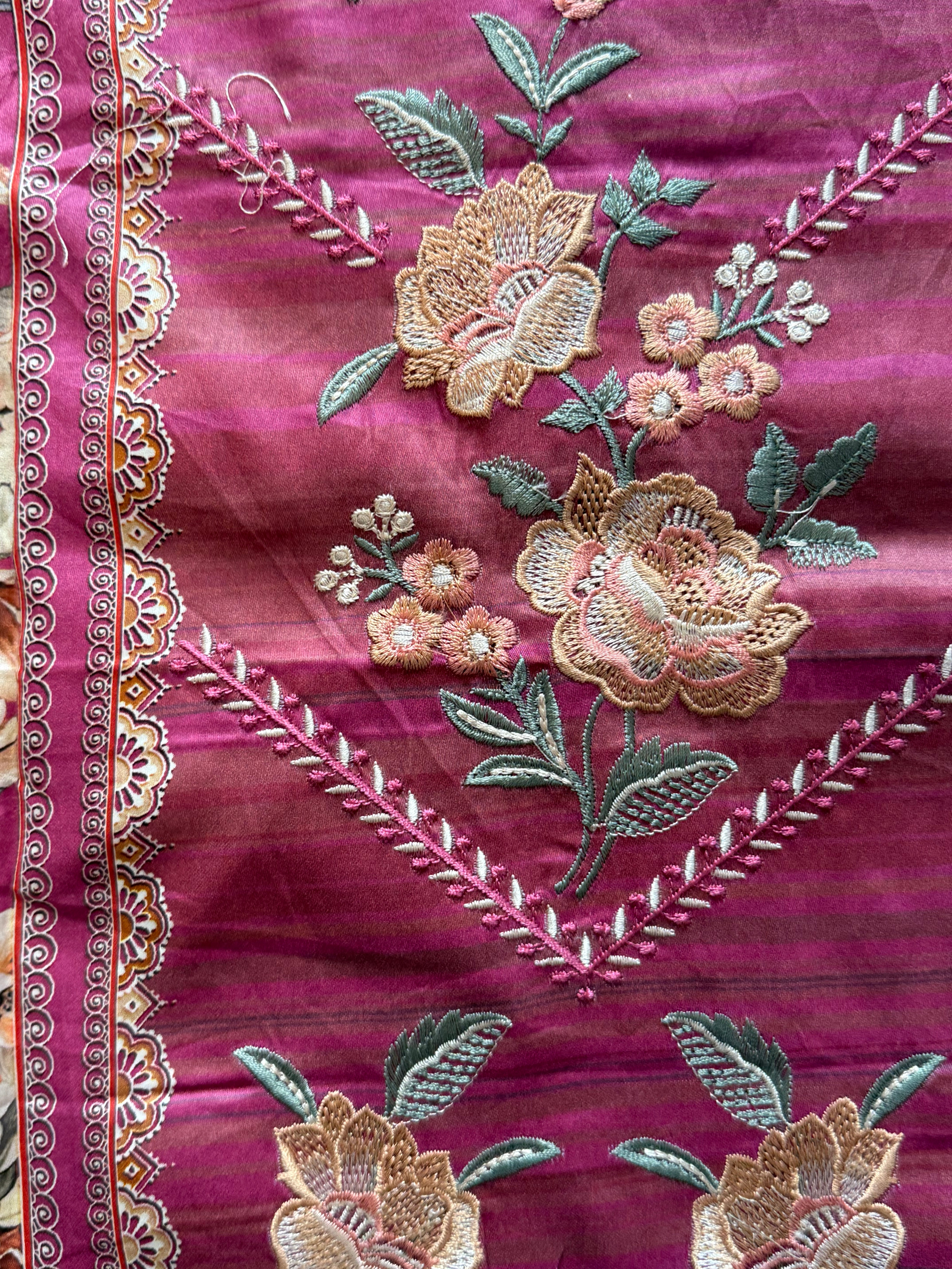 TAKHT LAWN EMBROIDERY SUIT 1 Q