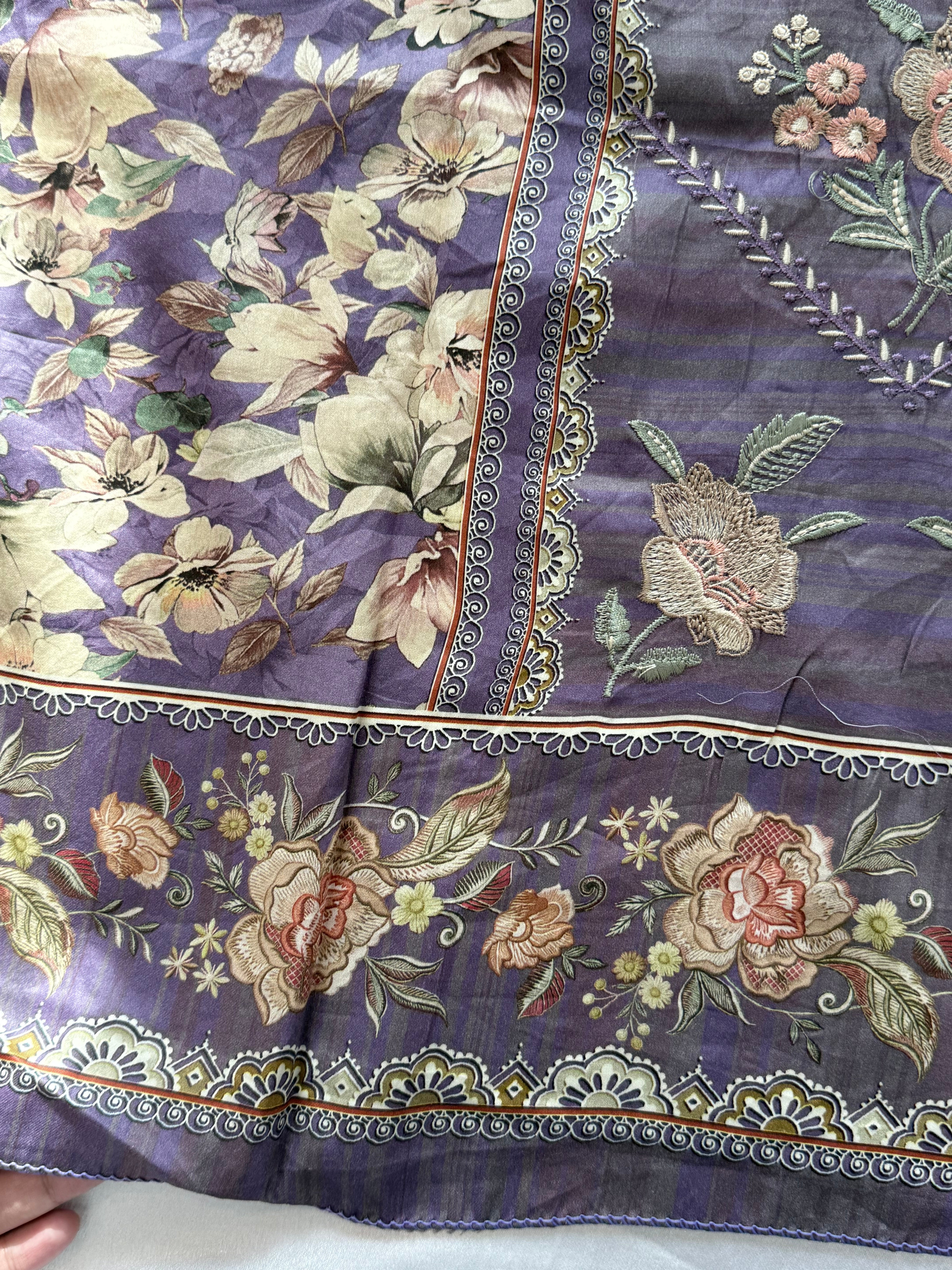 TAKHT LAWN EMBROIDERY SUIT 4 Q