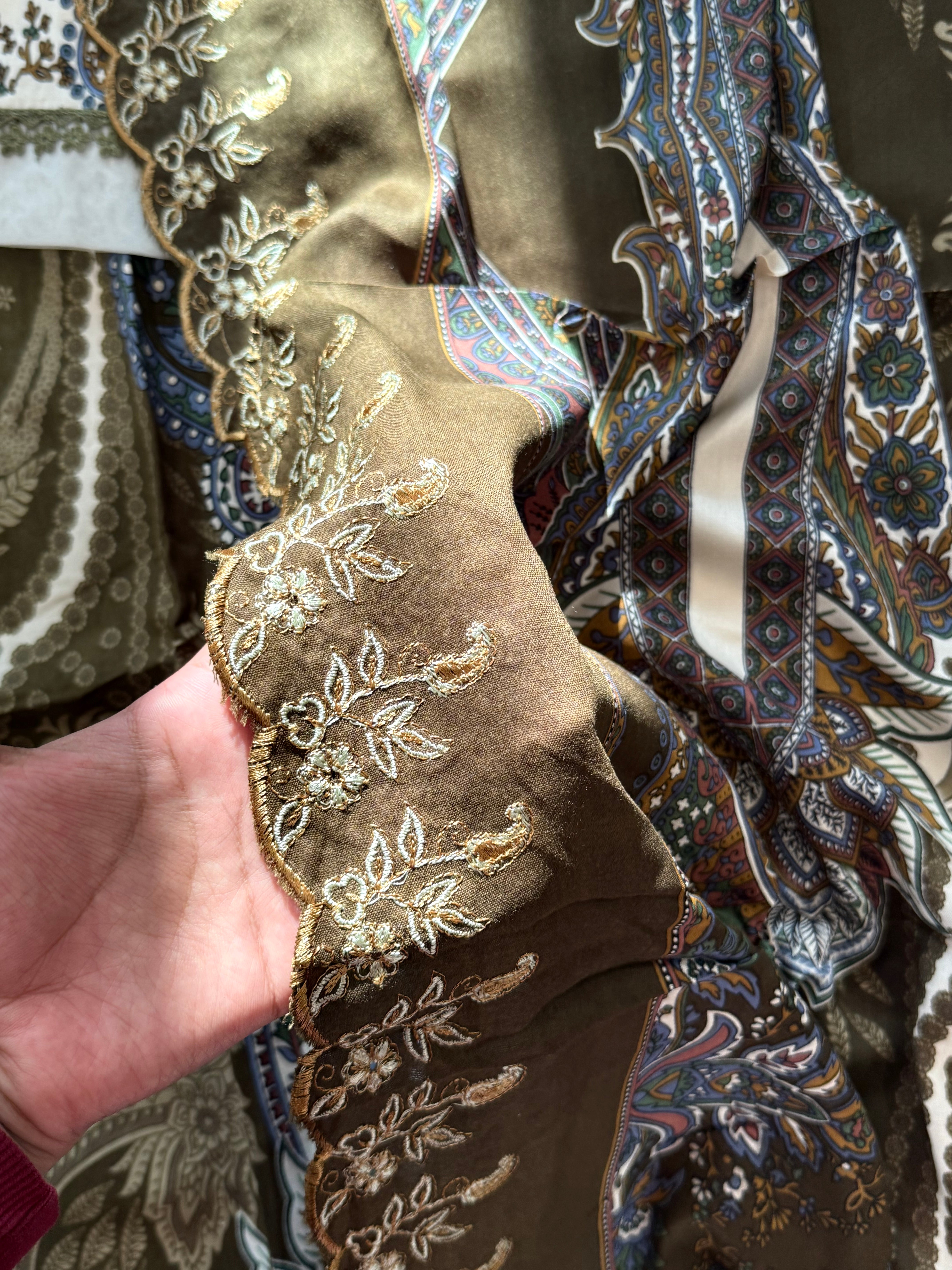 BINSAEED LAWN READYMADE SUIT 4 Q