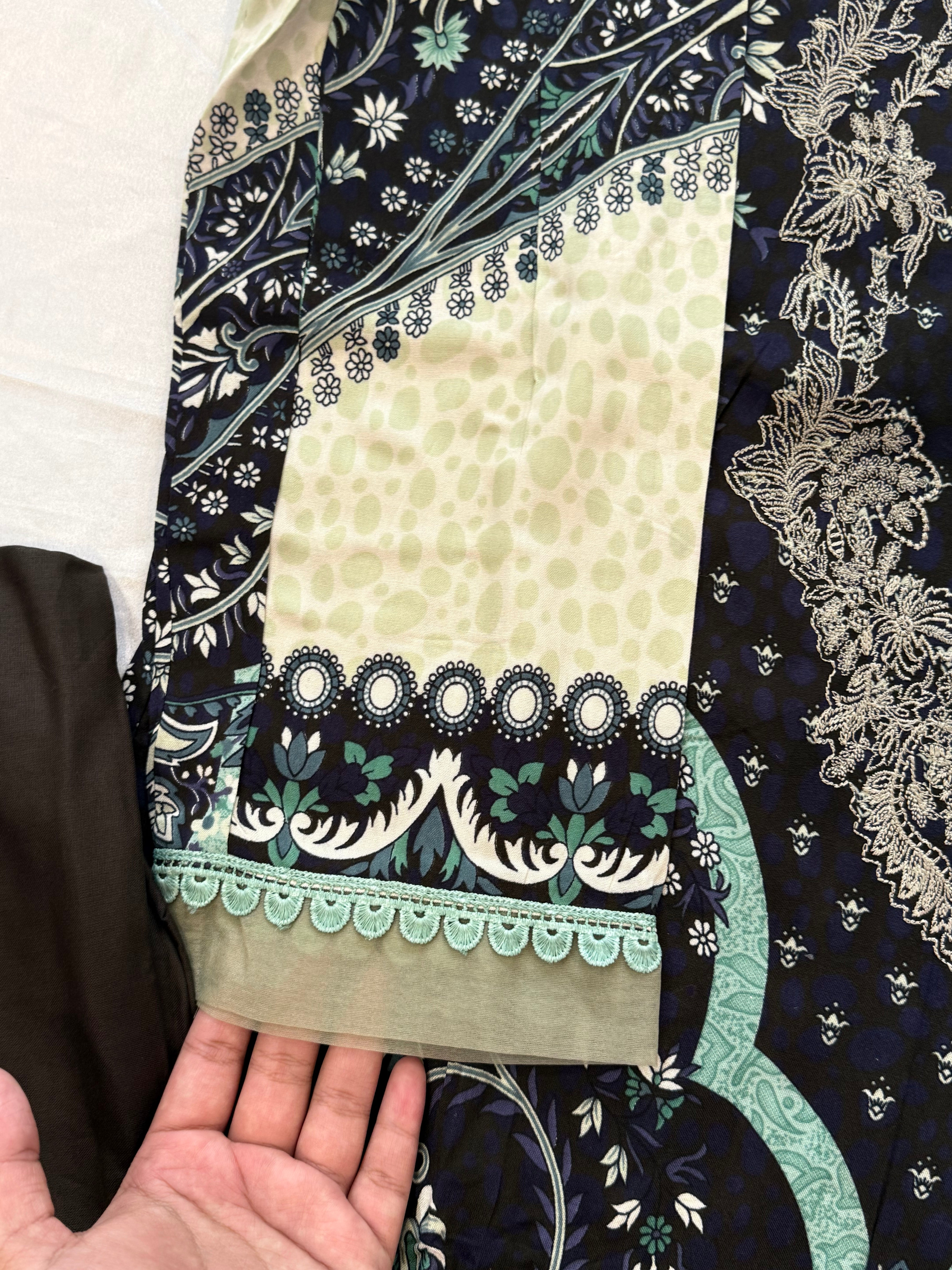 BINSAEED LAWN READYMADE SUIT 5 Q