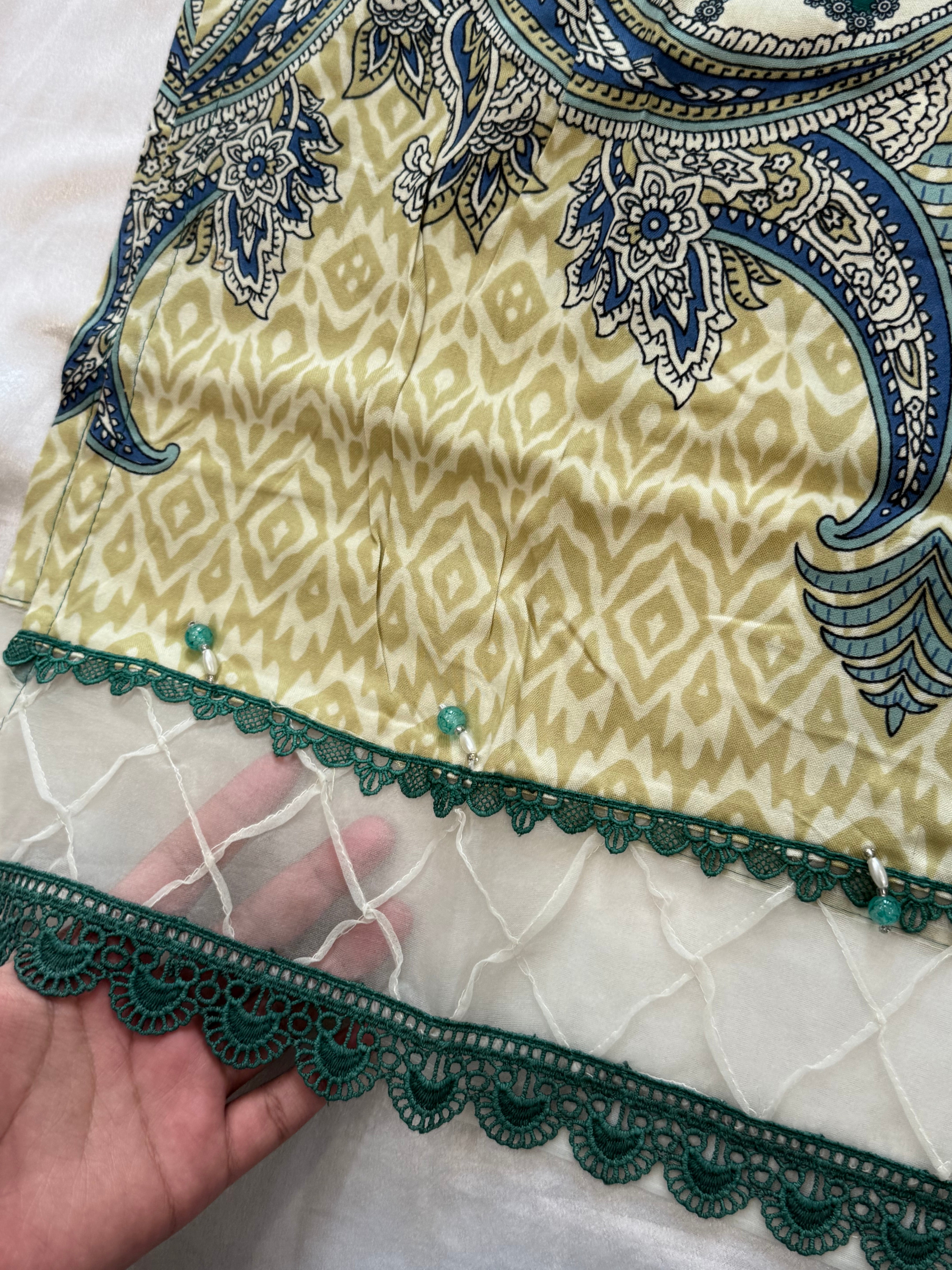 BINSAEED LAWN READYMADE SUIT 2 Q