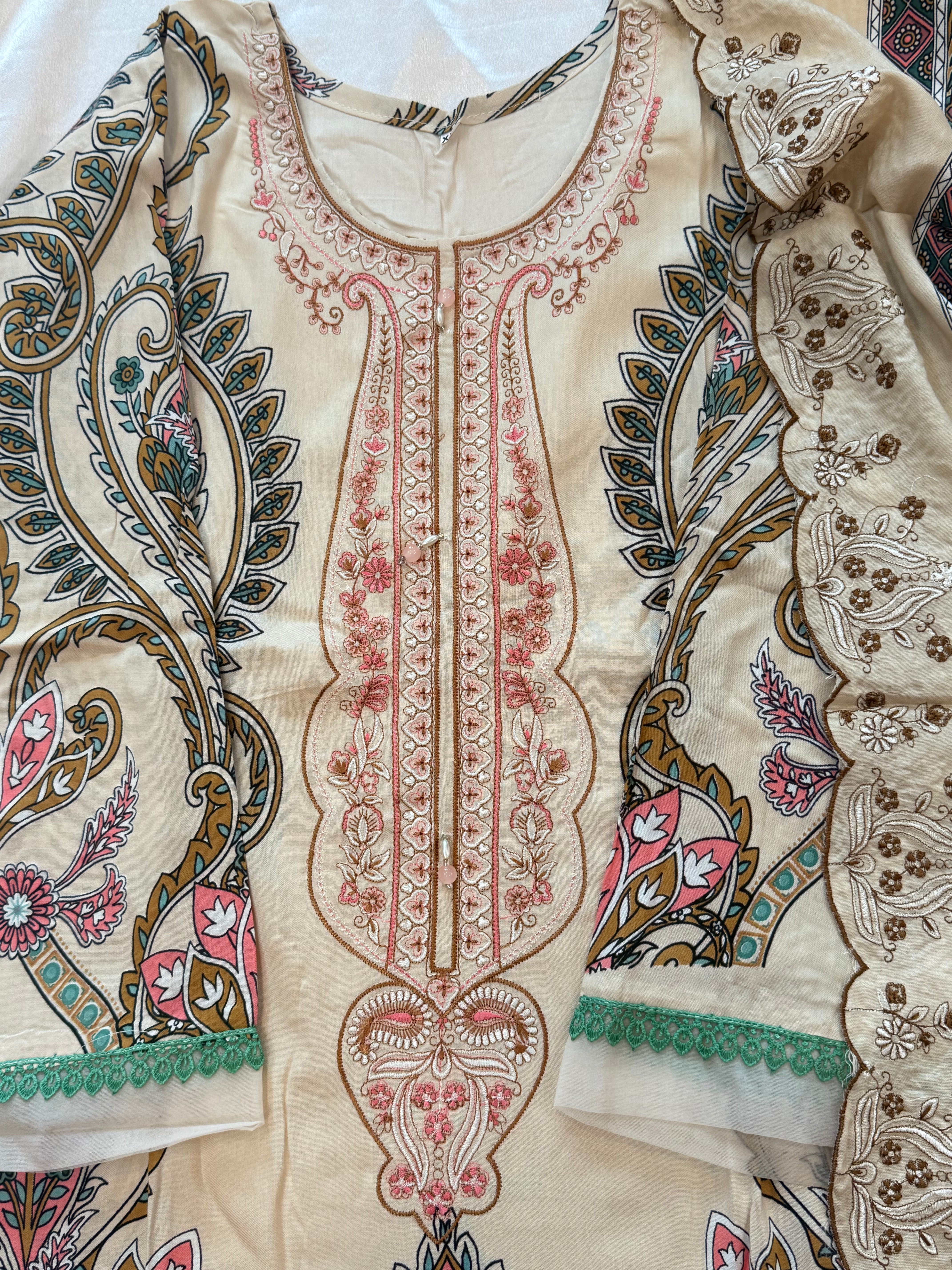 BINSAEED LAWN READYMADE SUIT 6 Q