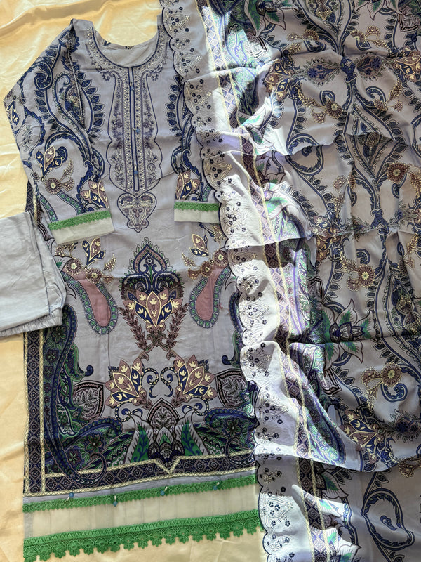 BINSAEED LAWN READYMADE SUIT 8 Q