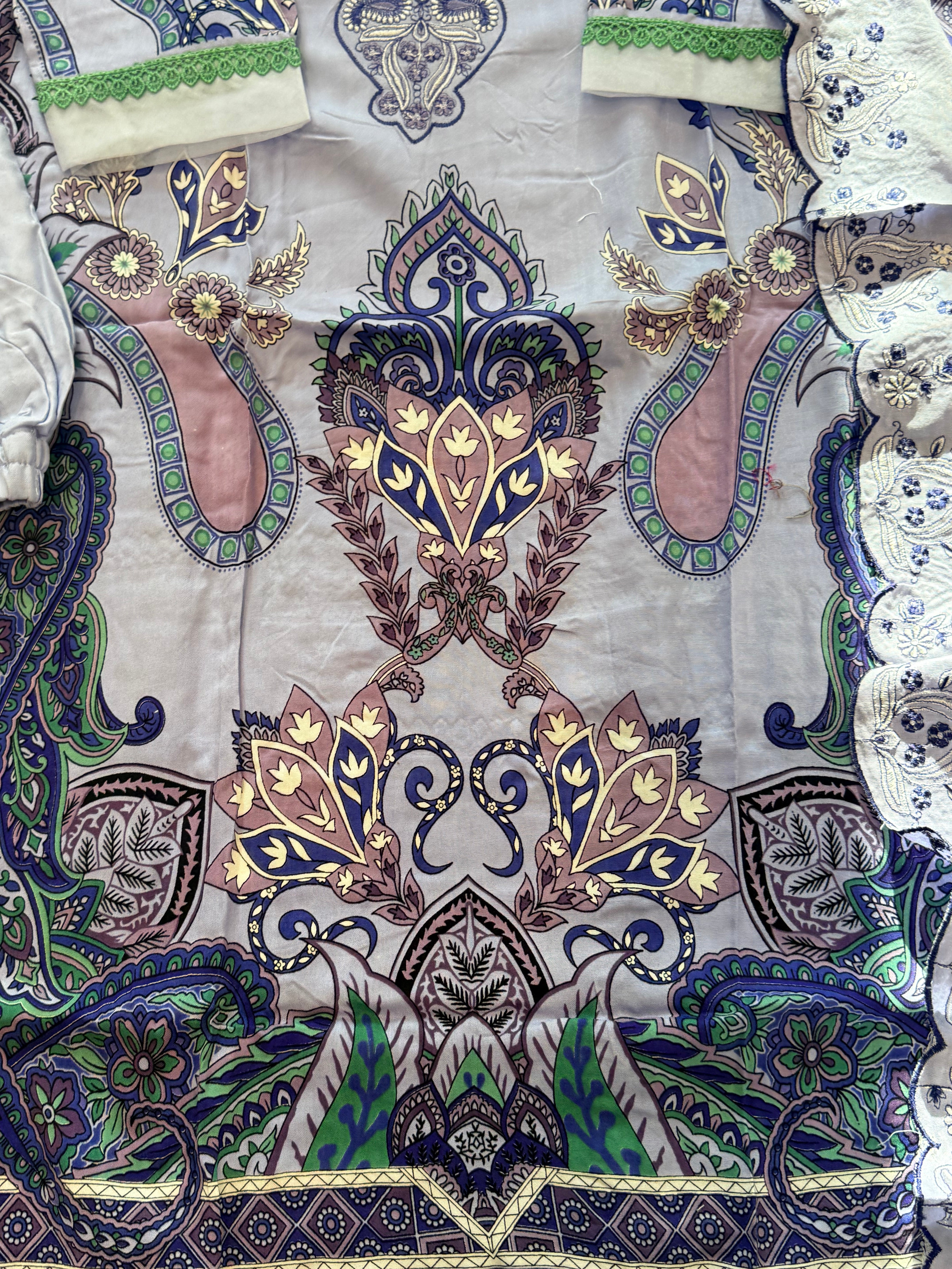 BINSAEED LAWN READYMADE SUIT 8 Q