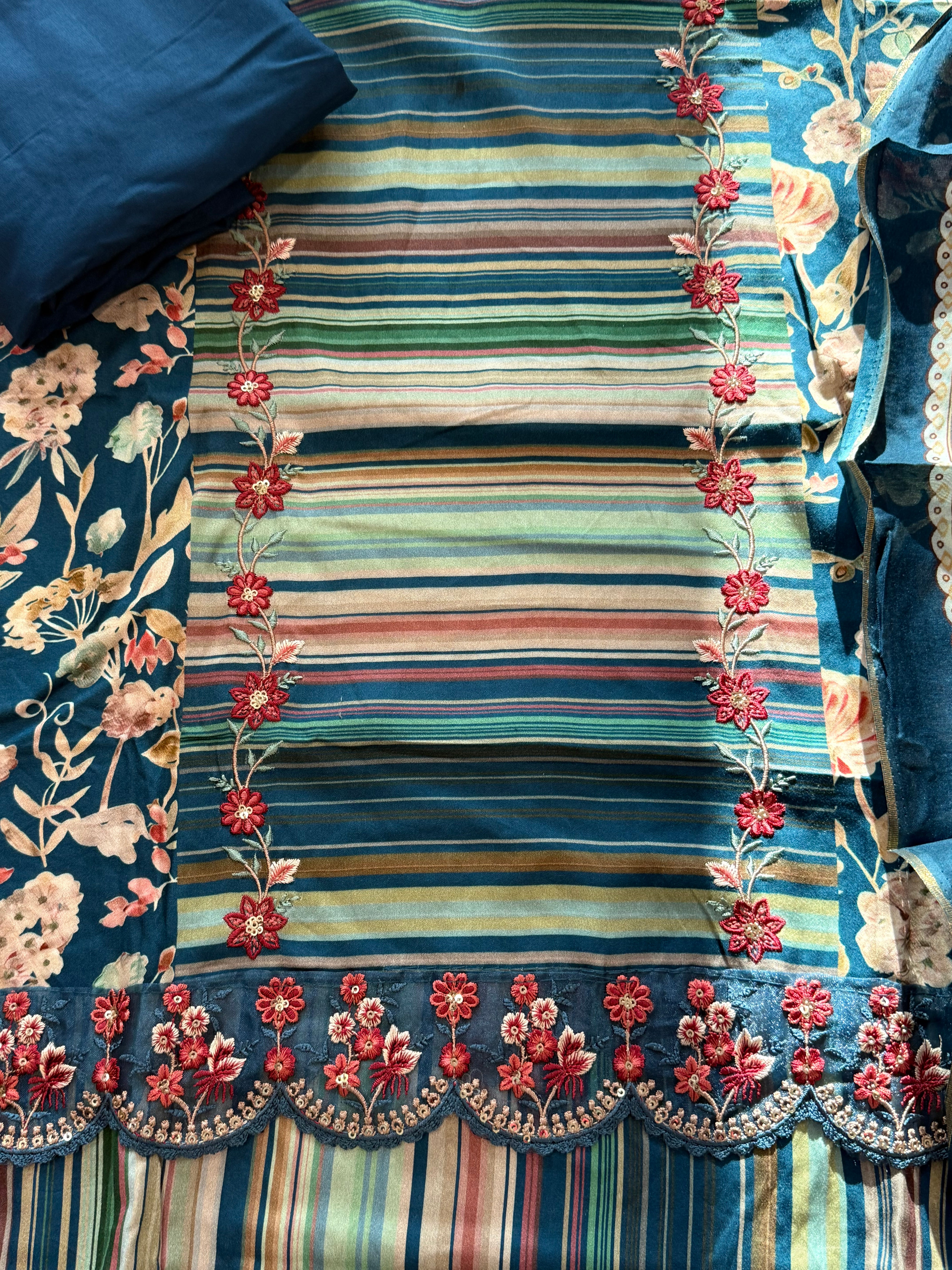 AARANYA 4 LAWN EMBROIDERY SUIT 4