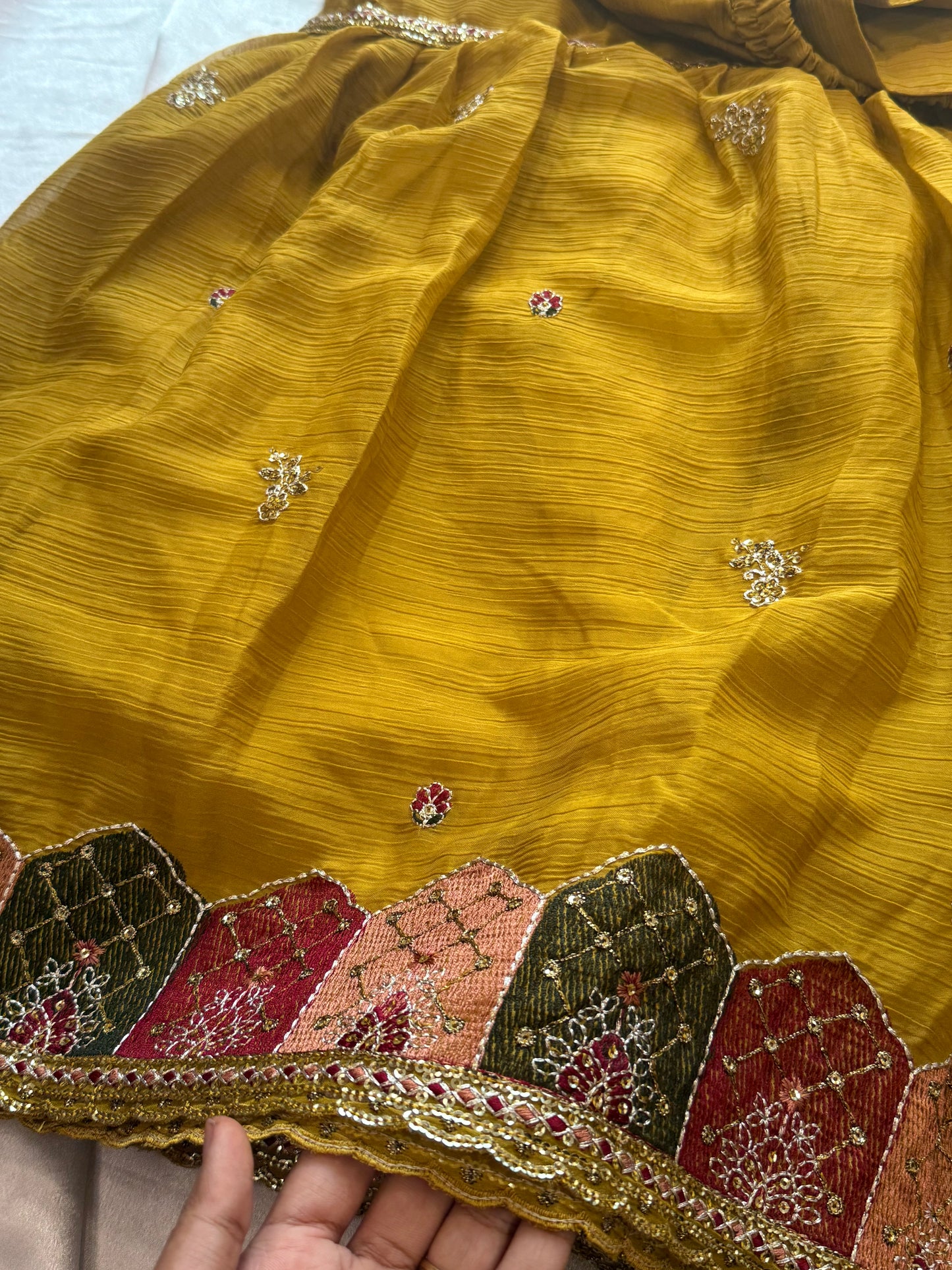 HARSHA MUSTERED GARARA SUIT Q