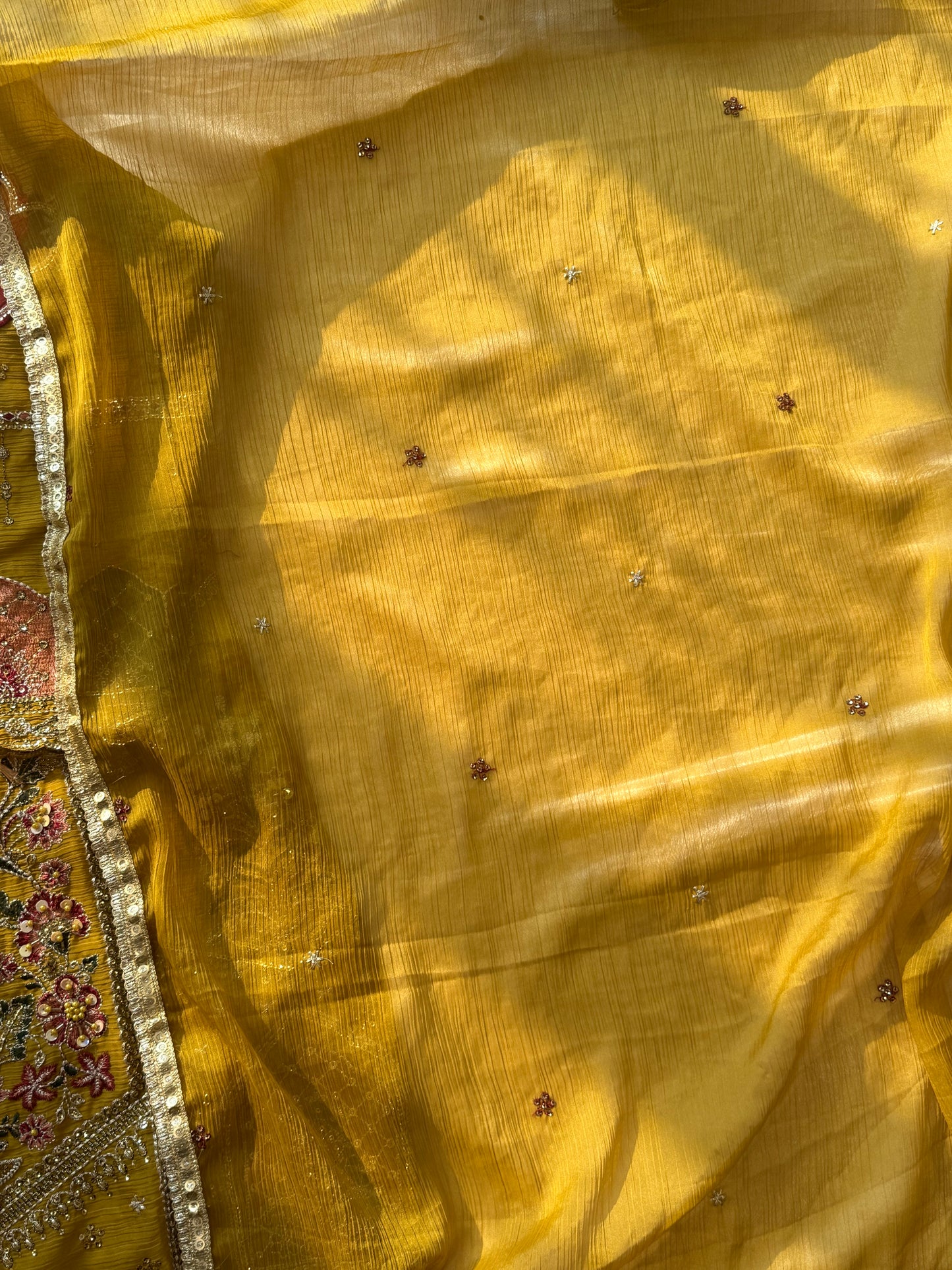 HARSHA MUSTERED GARARA SUIT Q