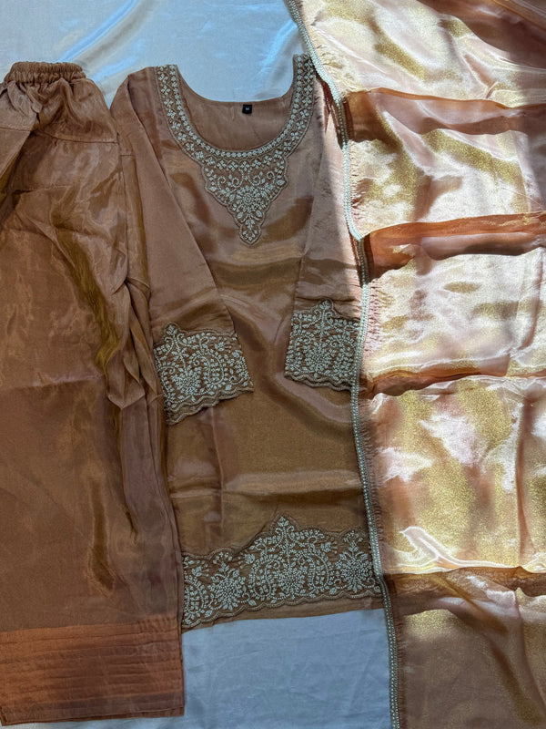 PARO FARSHI HANDWORK SUIT 4