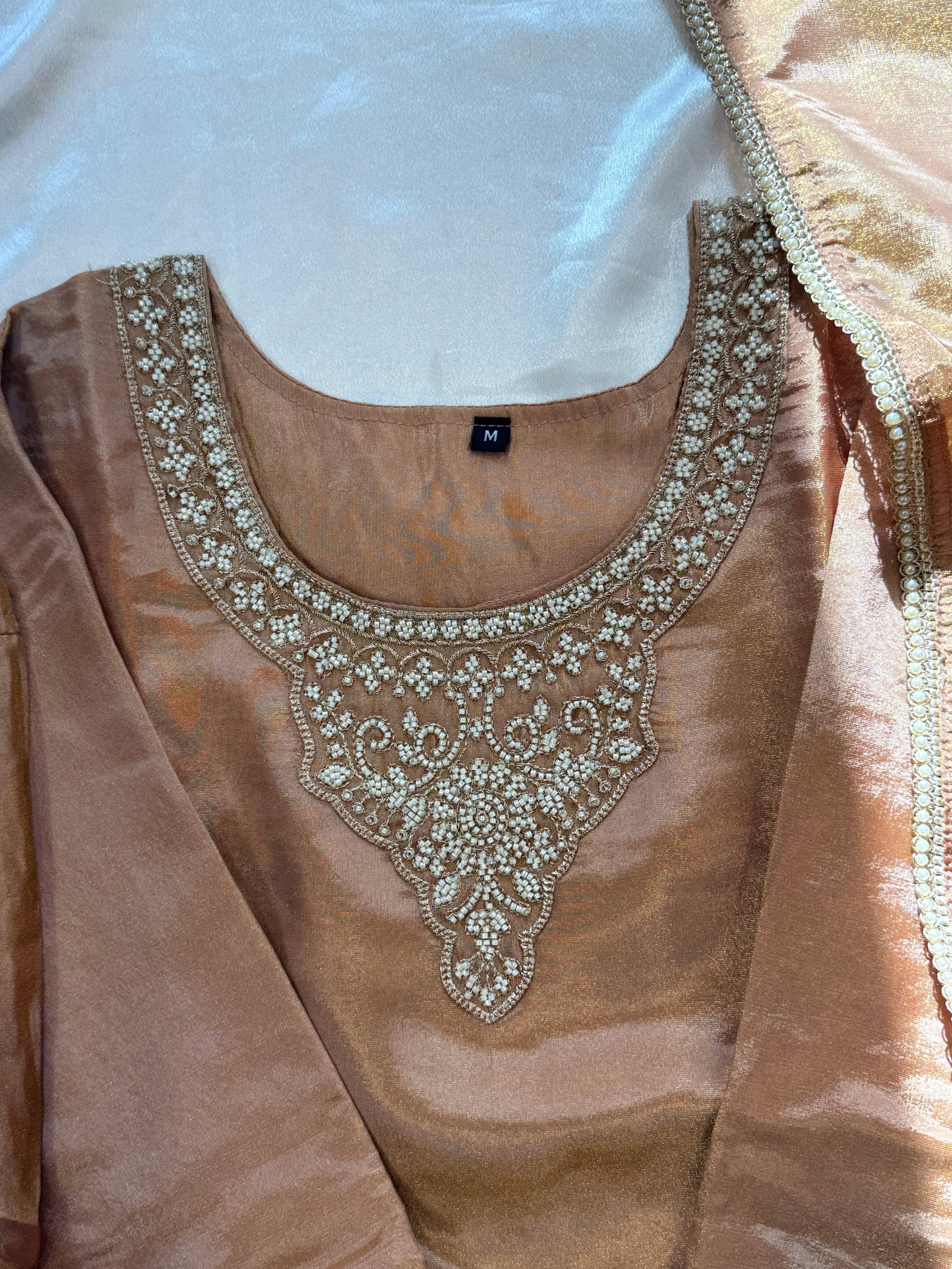 PARO FARSHI HANDWORK SUIT 4