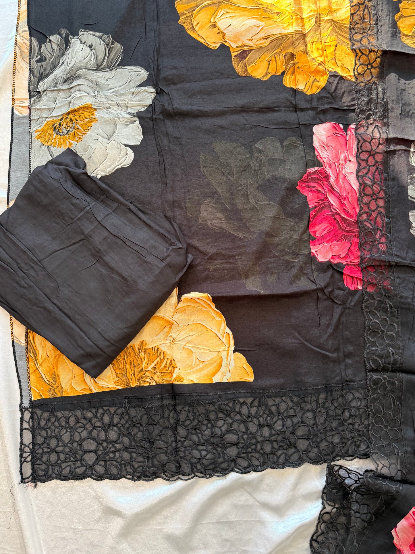 SHAHEEN PURE MSULIN SUIT 18 Q