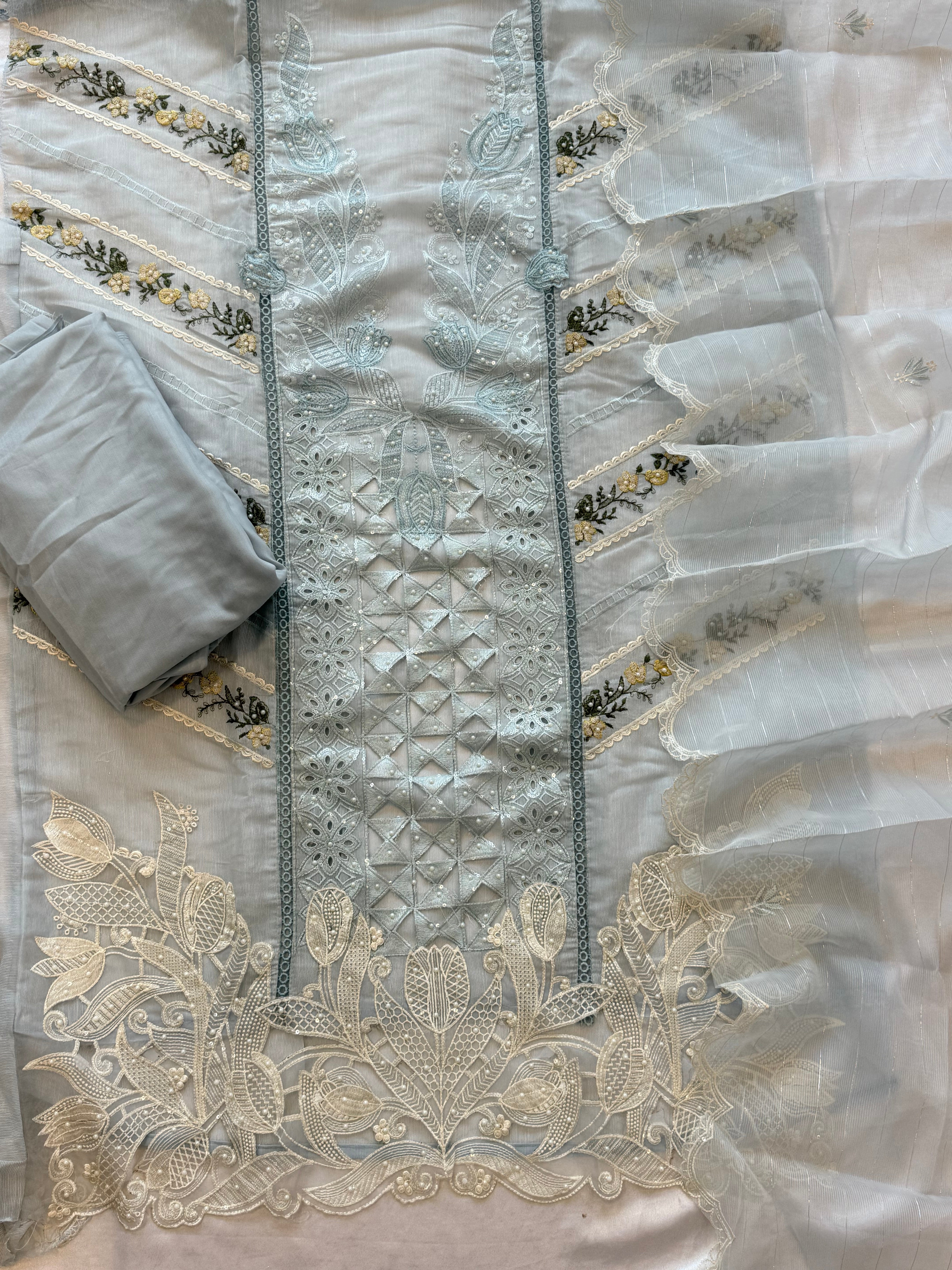 CHECKS ORGANZA EMBROIDERY SUIT 3 Q