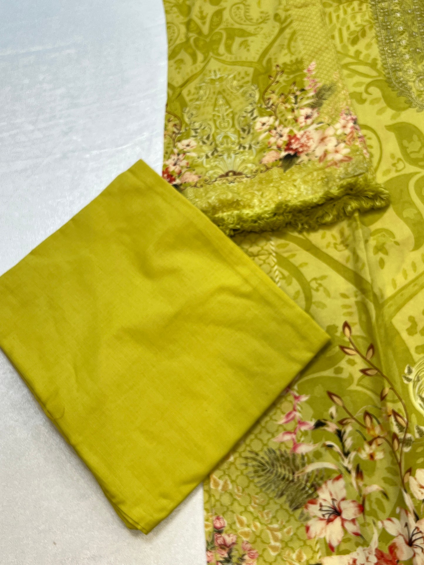NIZAAM LAWN EMBROIDERY READYMADE SUIT 3