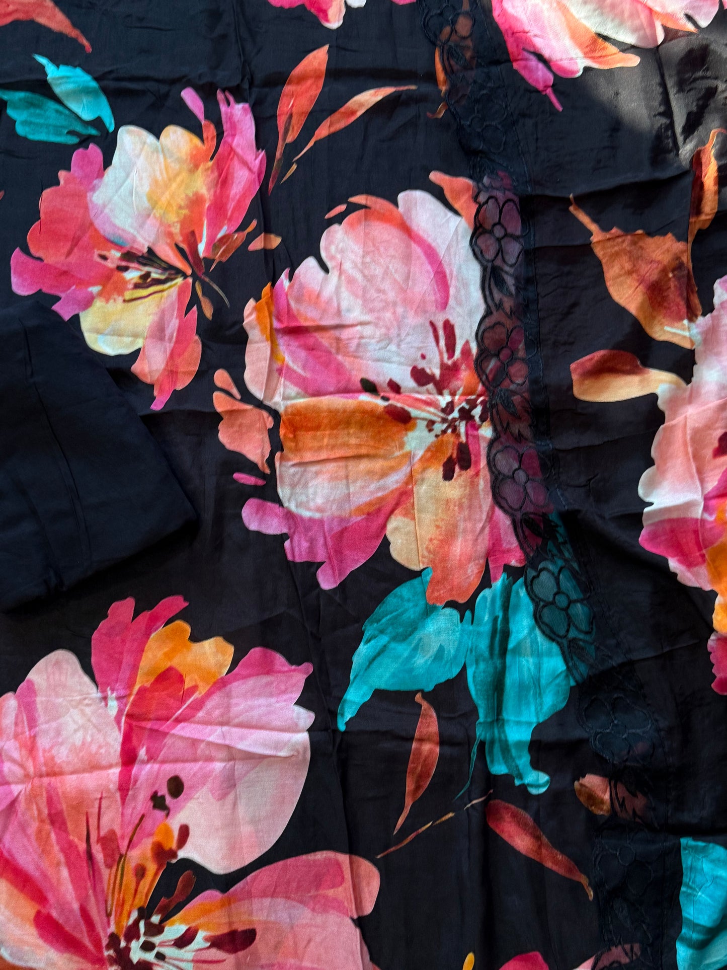 SHAHEEN PURE MSULIN SUIT 21