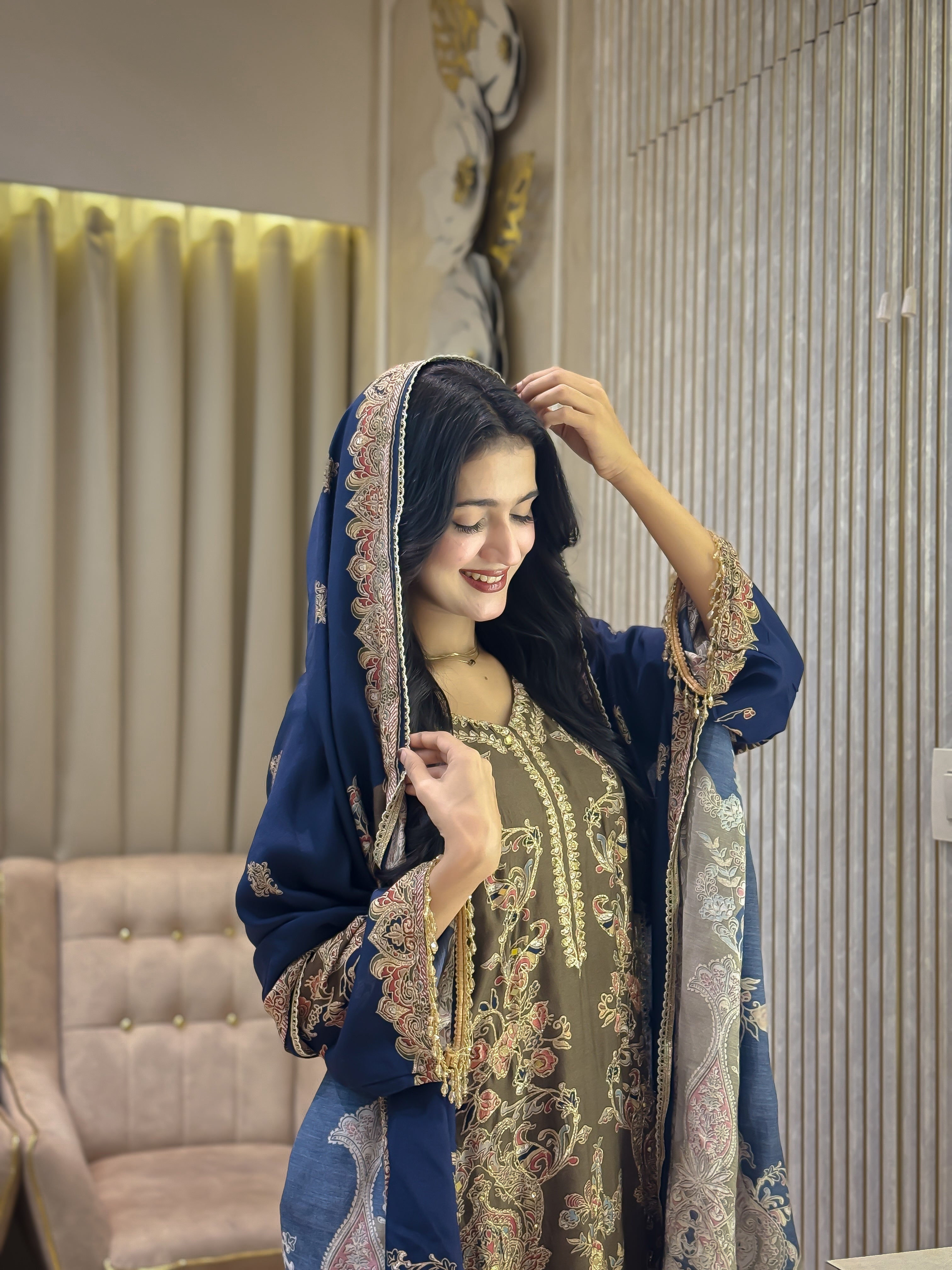 RAHI MUSLIN READYMADE SUIT 6 R