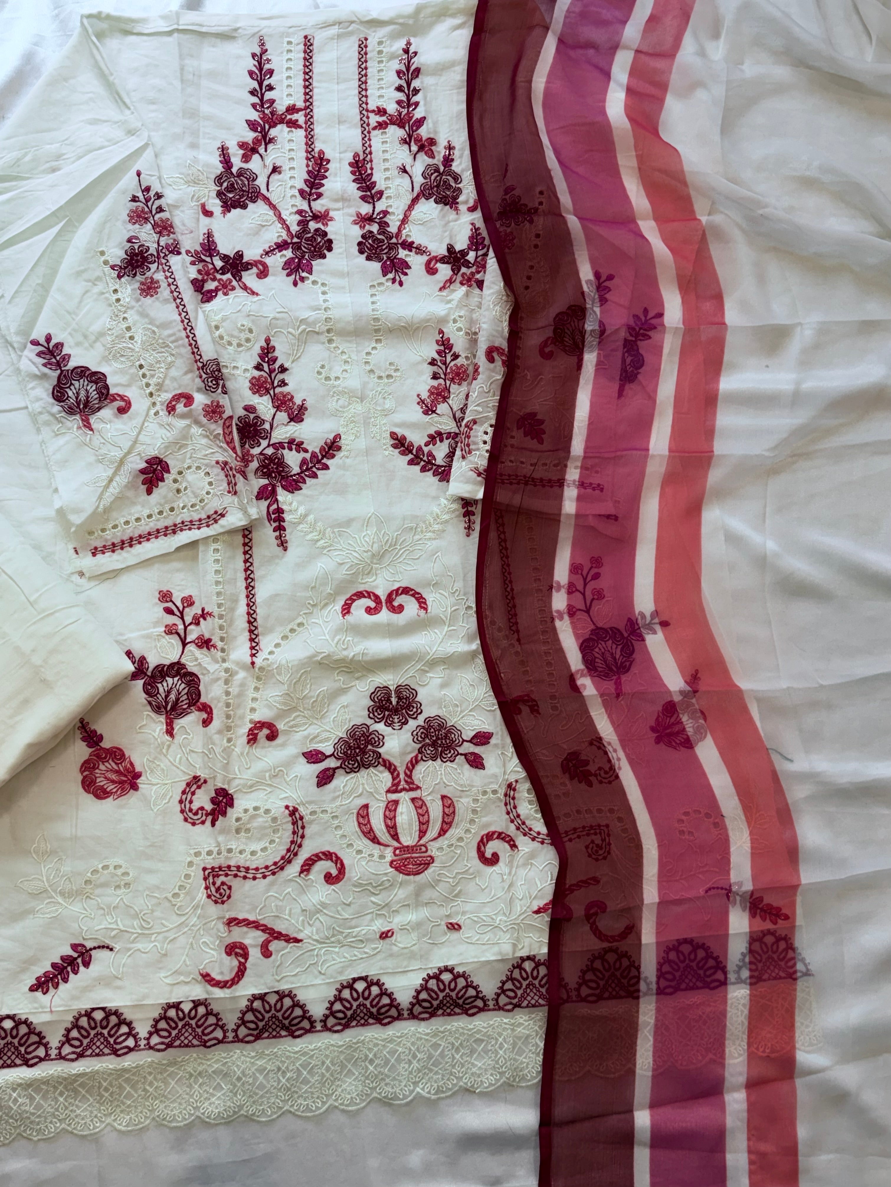 MARIA B COTTON EMBROIDERY SUIT 5 Q