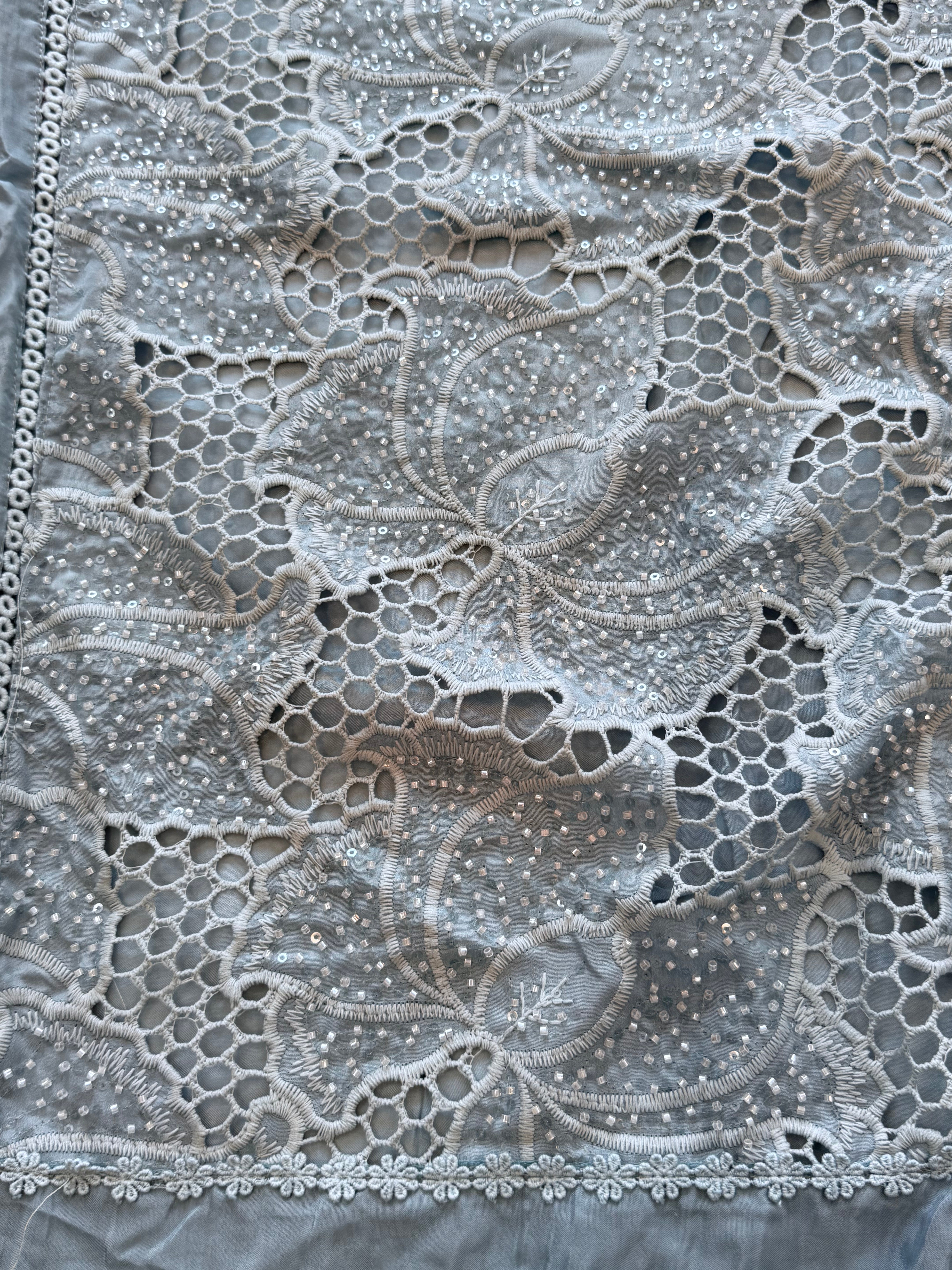 KARACHI LACE EMBROIDERY SUIT 2 Q