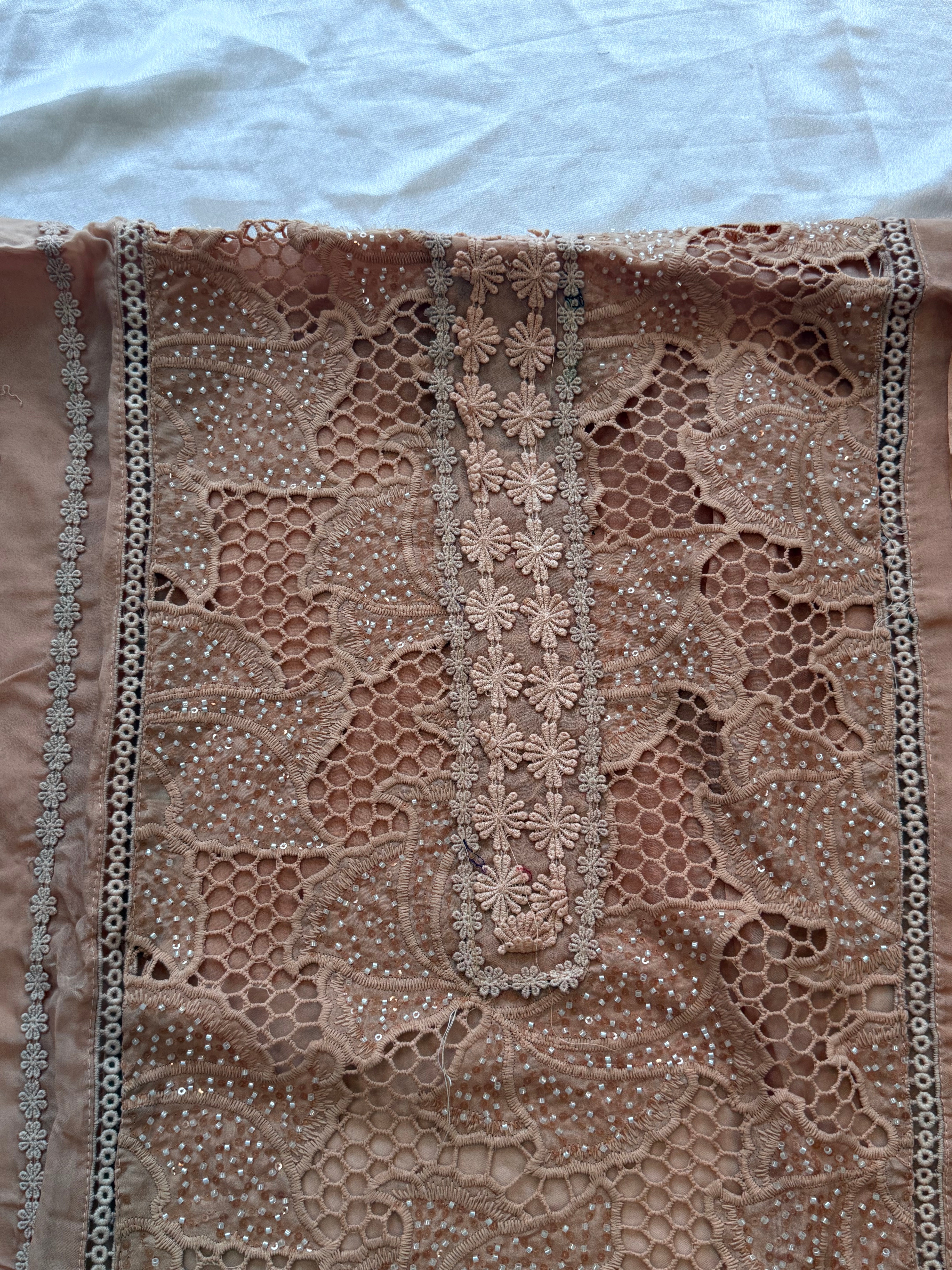 KARACHI LACE EMBROIDERY SUIT 3 Q