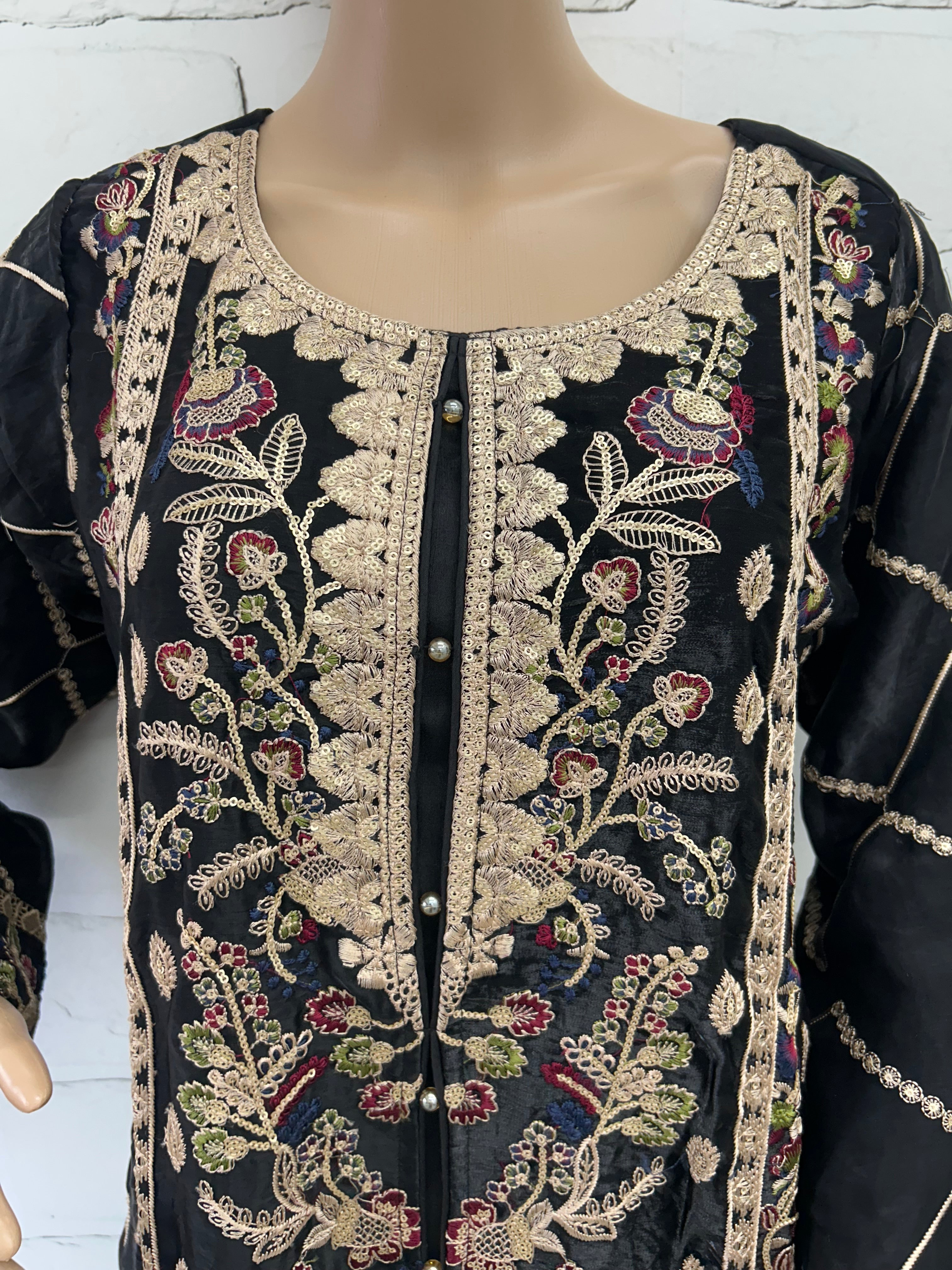 BLACK ORGANZA EMBROIDERY KAFTAN SET 1 Q