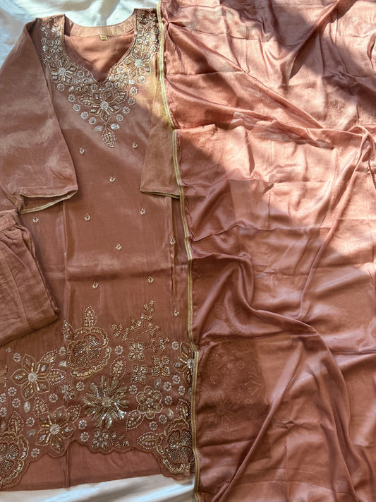 PARO SHIMMER HANDWORK SUIT 28 Q