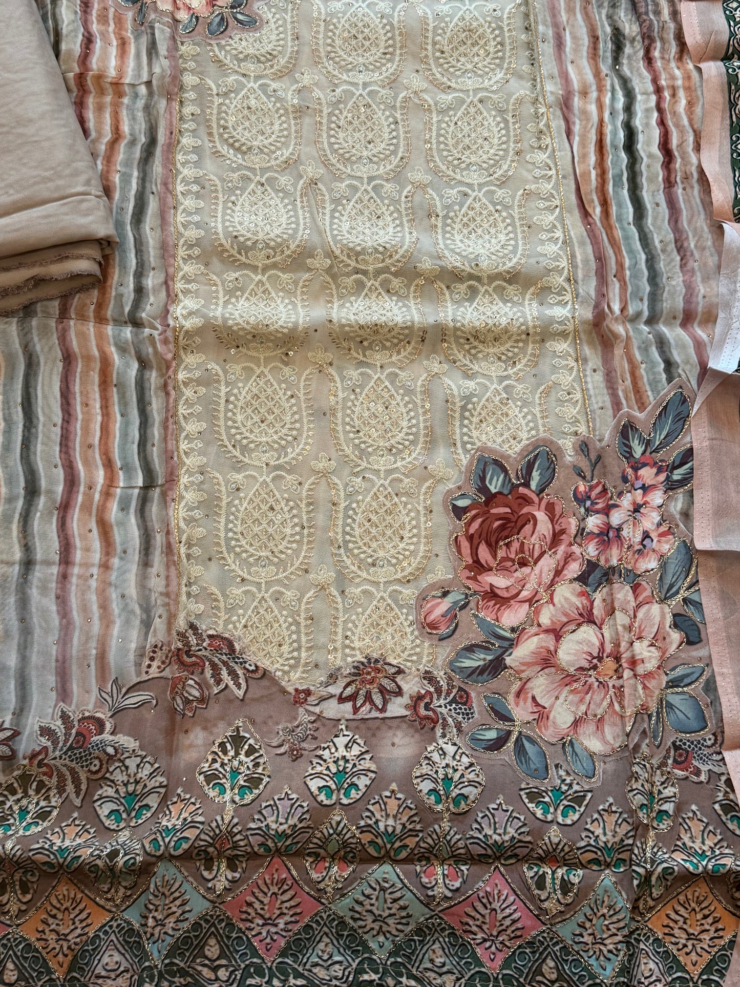 MAKHMAL PURE CREPE EMBROIDERY SUIT 4 Q