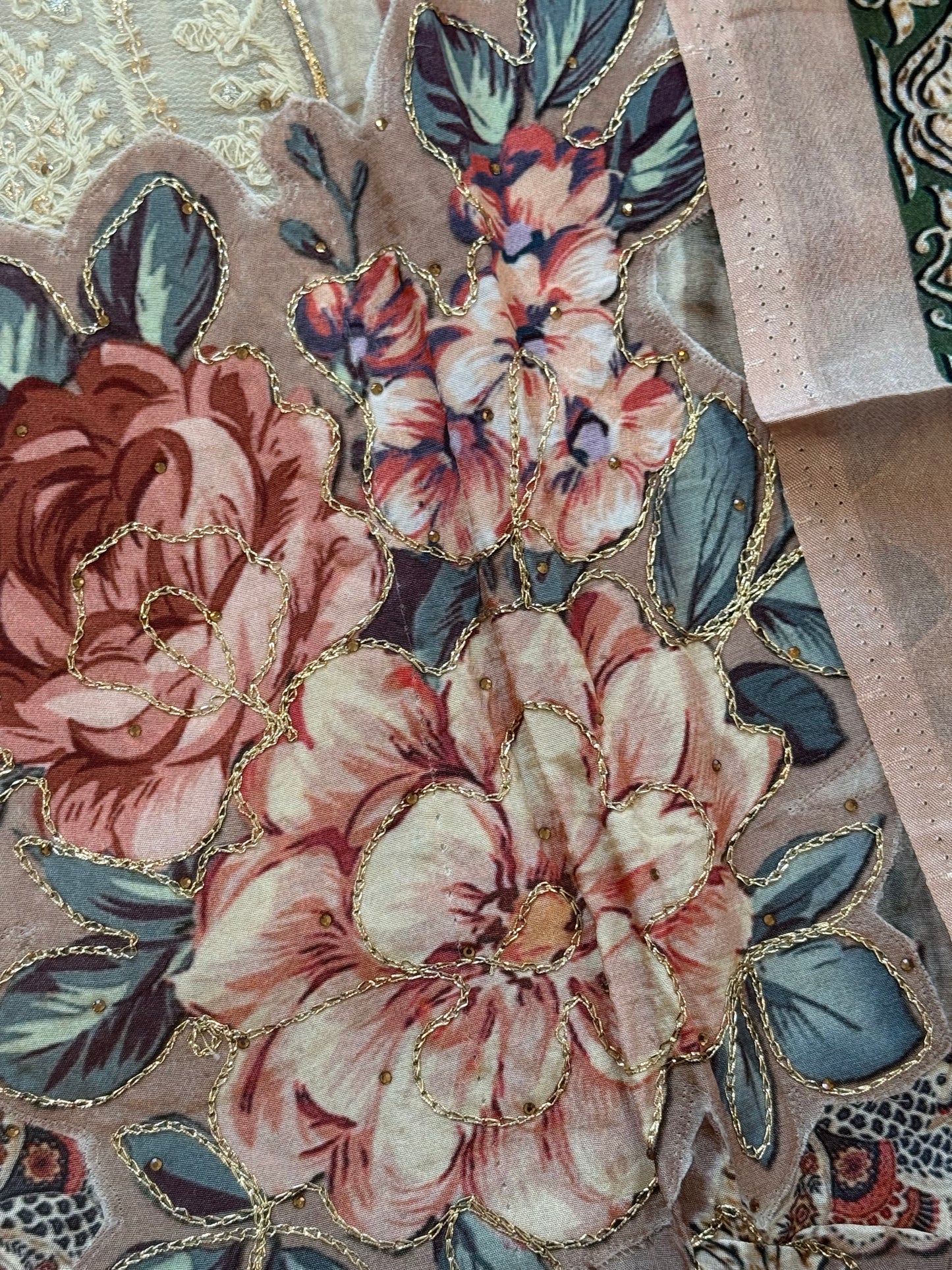 MAKHMAL PURE CREPE EMBROIDERY SUIT 4 Q