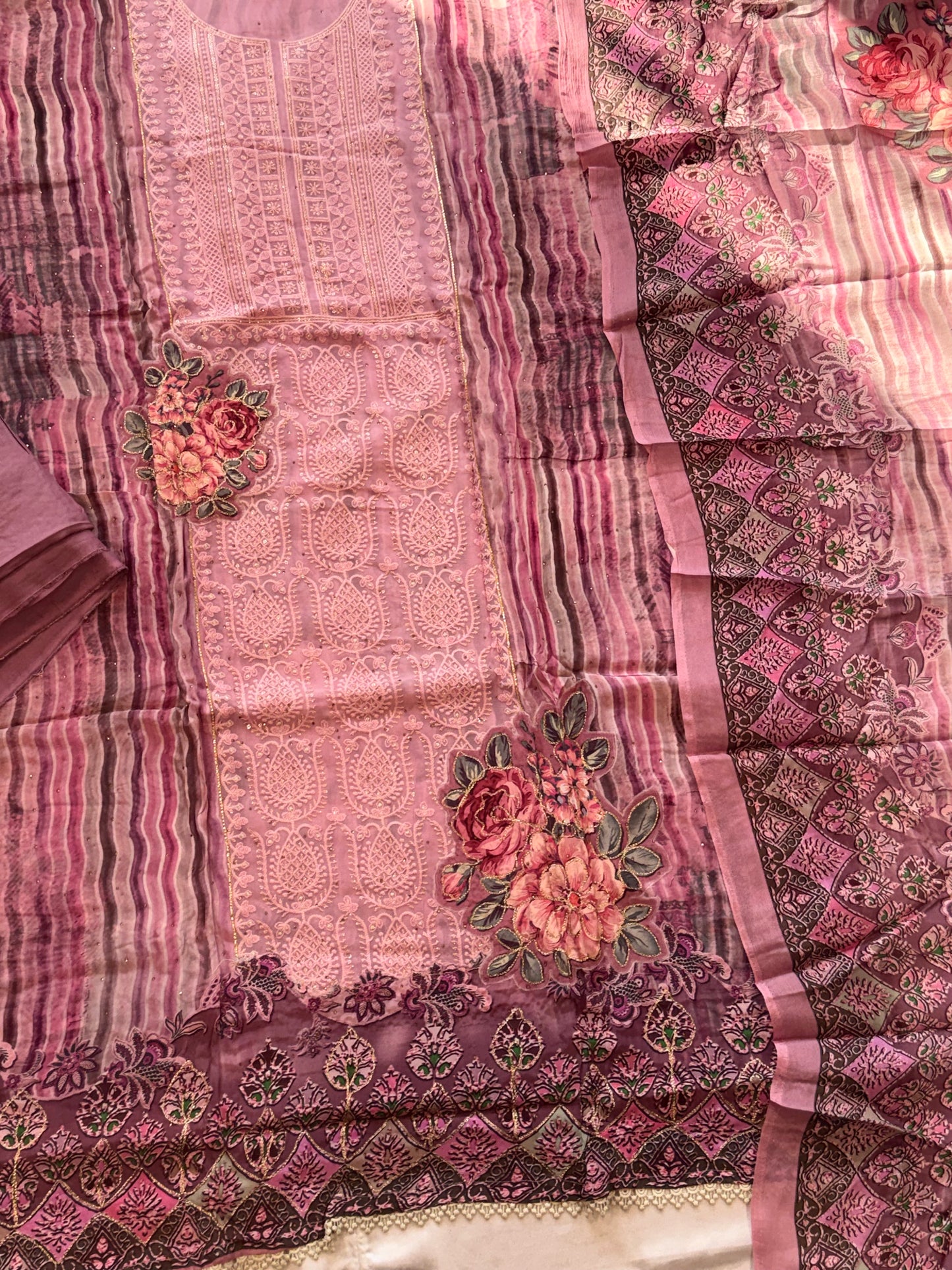 MAKHMAL PURE CREPE EMBROIDERY SUIT 6Q